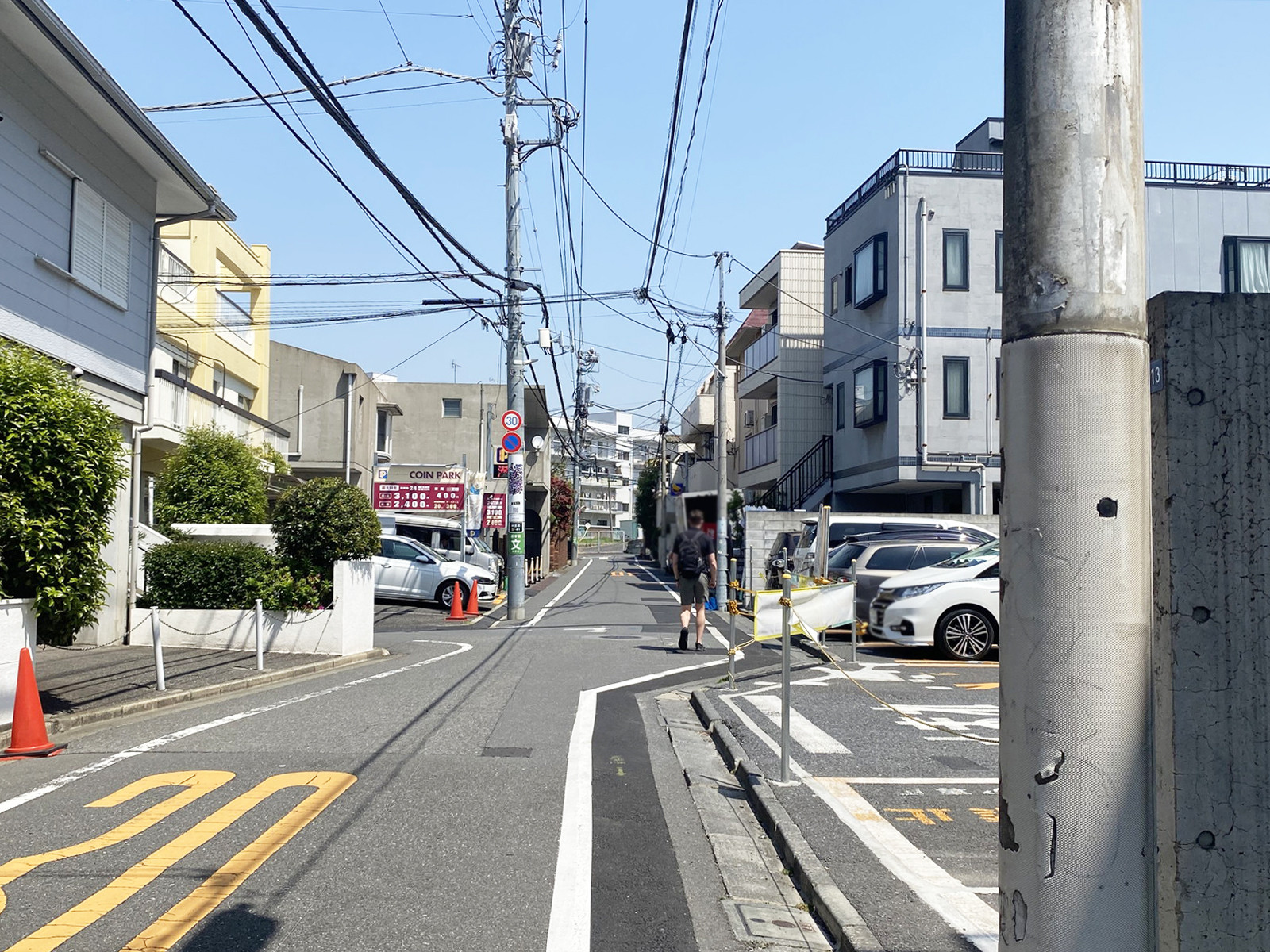 TAKIビル表参道前面の通り