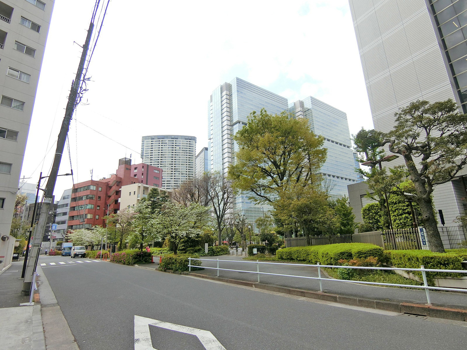 周辺は閑静なエリア