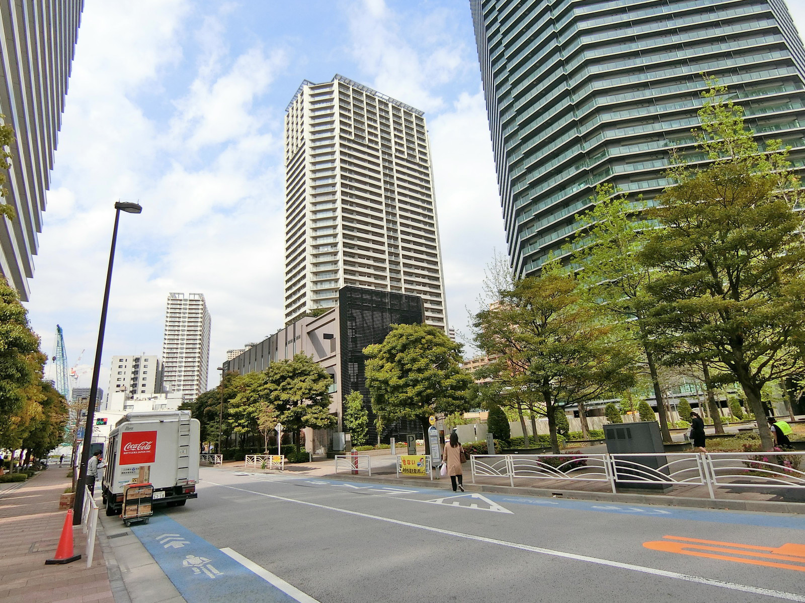 周辺は閑静なエリア