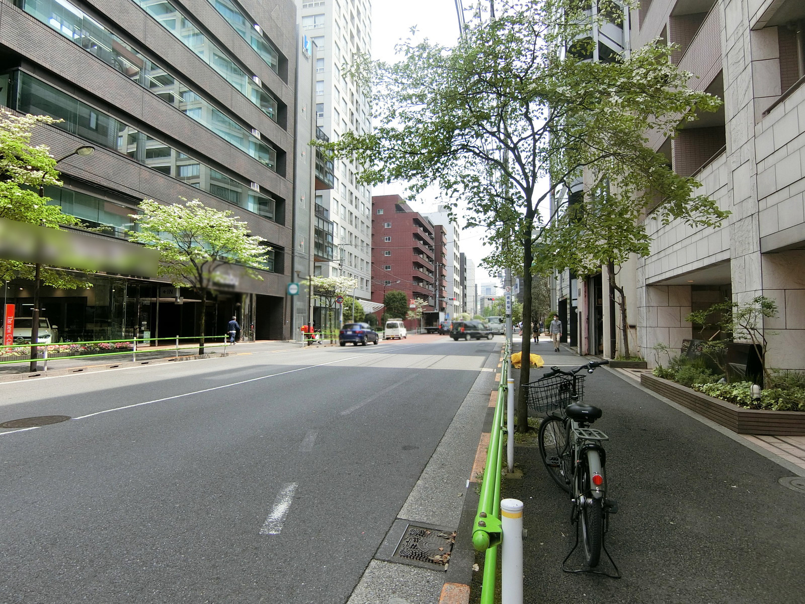 MSビル前面の通り