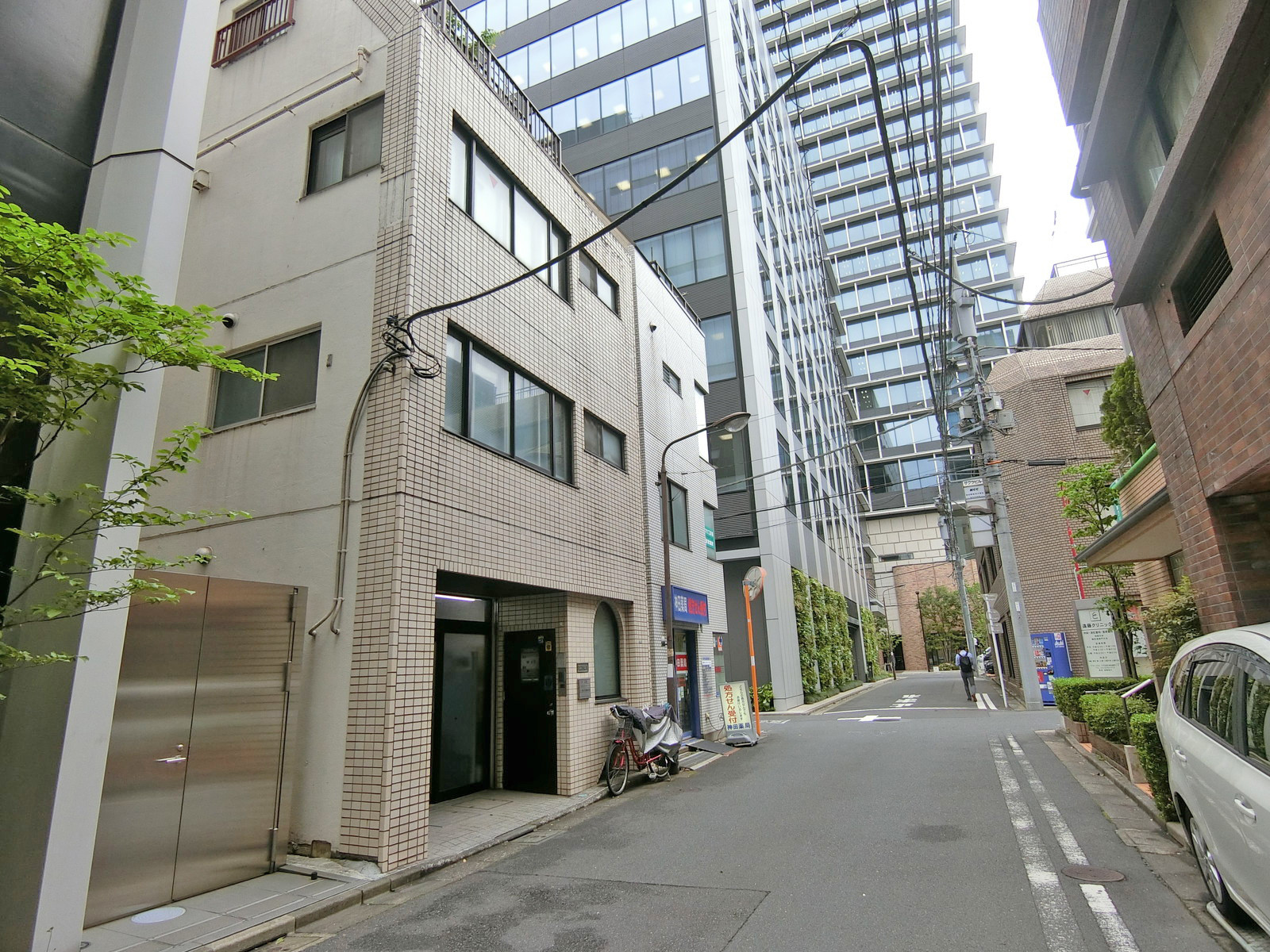 周辺は閑静なエリア