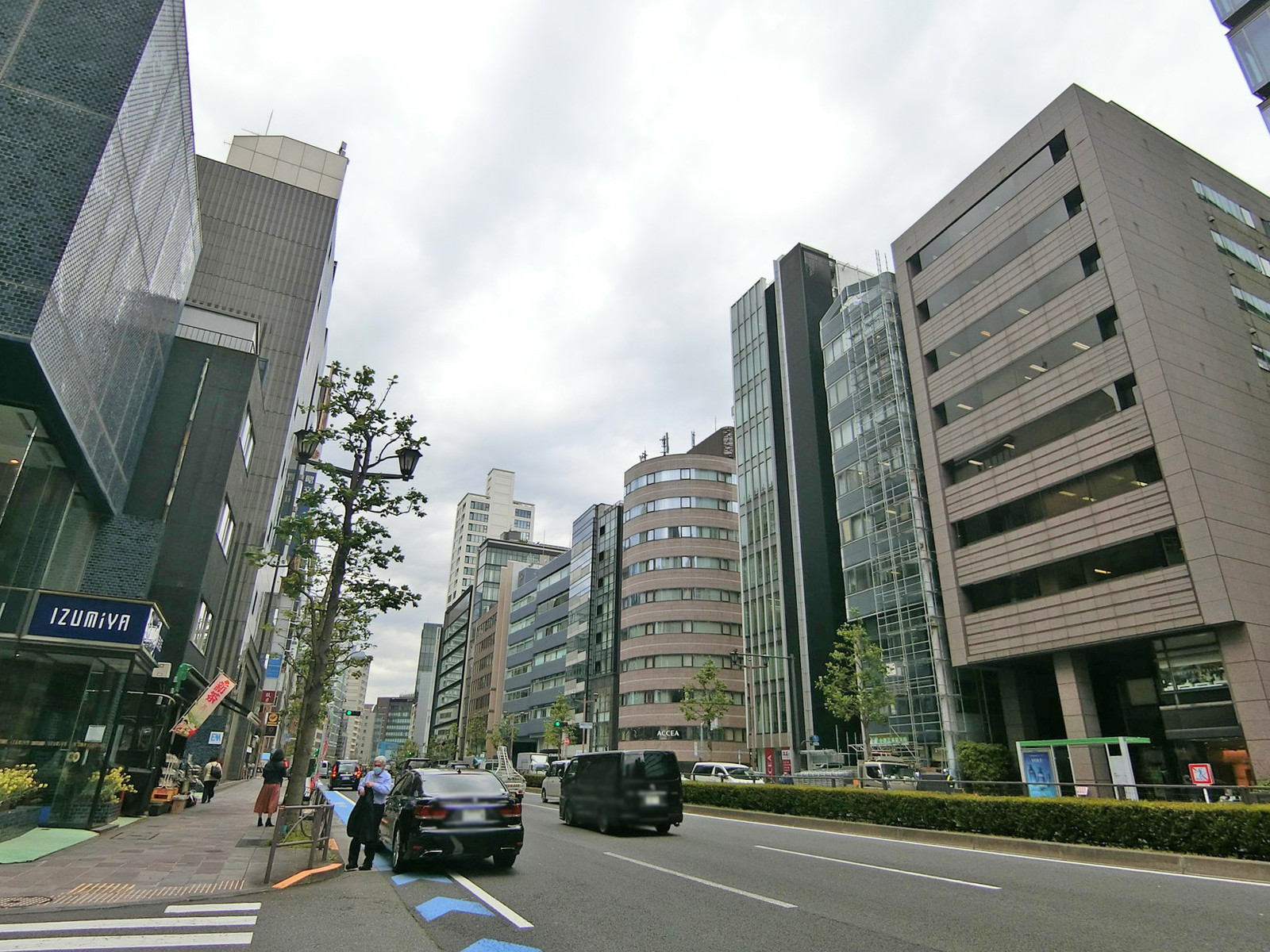 付近の新宿通り
