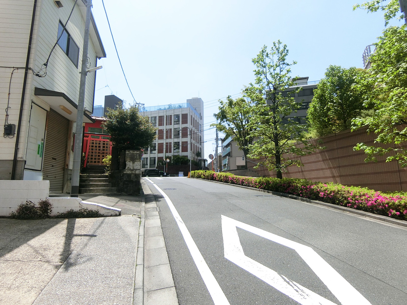 アイティアイ赤坂BLDG前面の通り