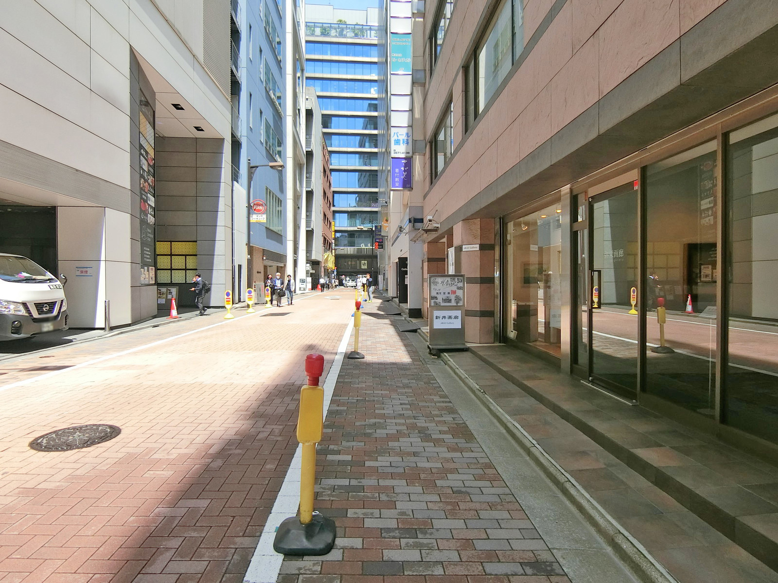 銀座ヤマトビル前面の通り