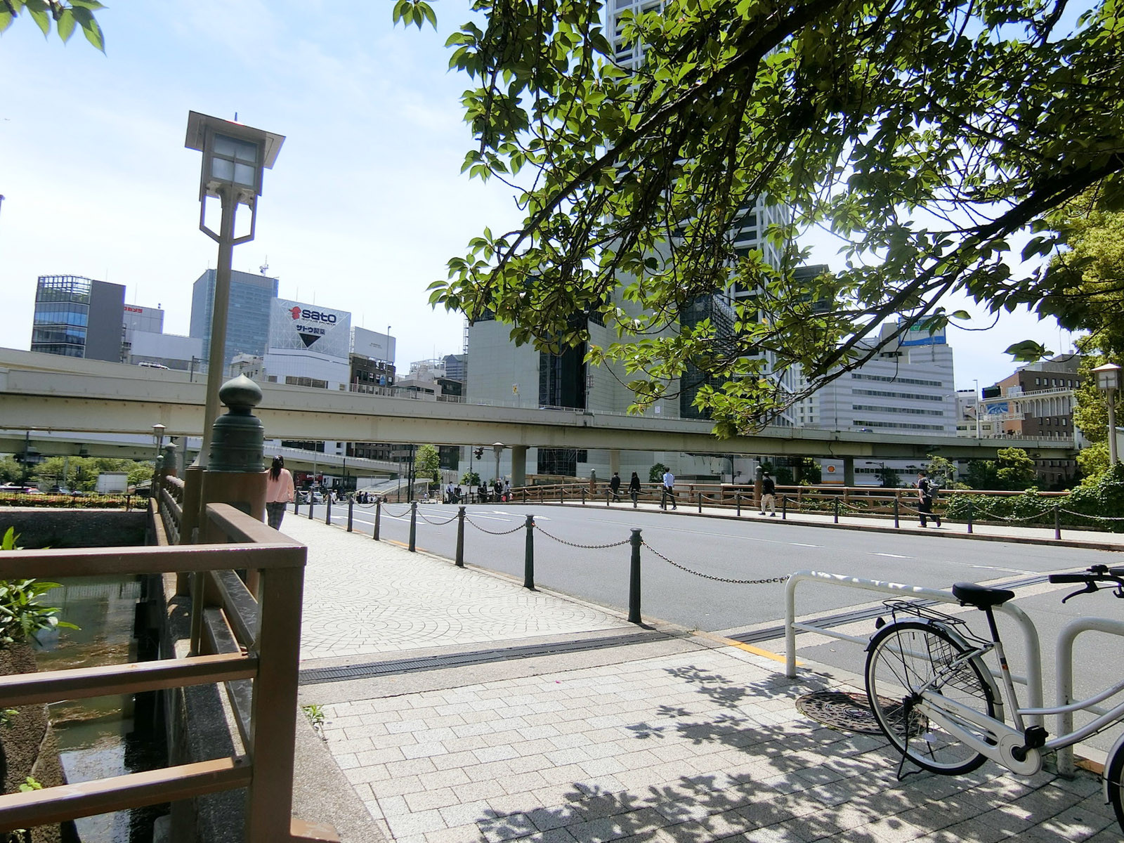 近くの弁慶橋