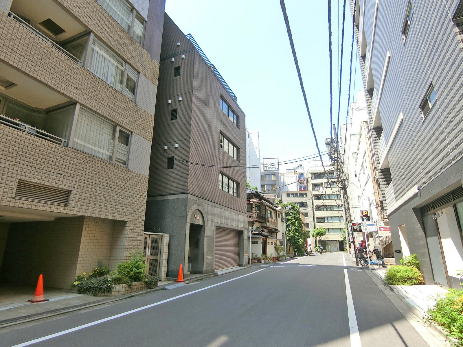 周辺は閑静なエリア