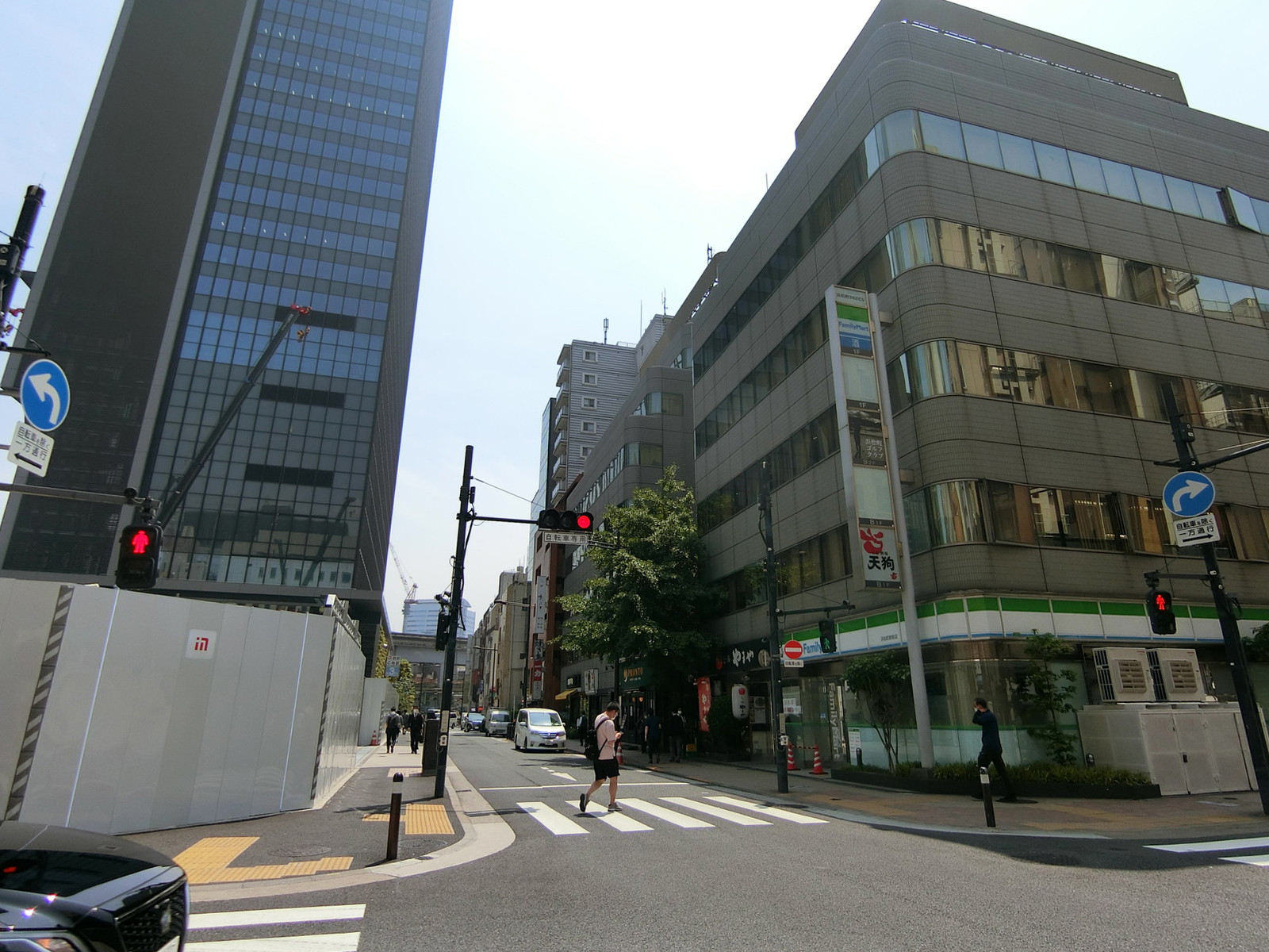 浜松町エクセレントビル前面の通り