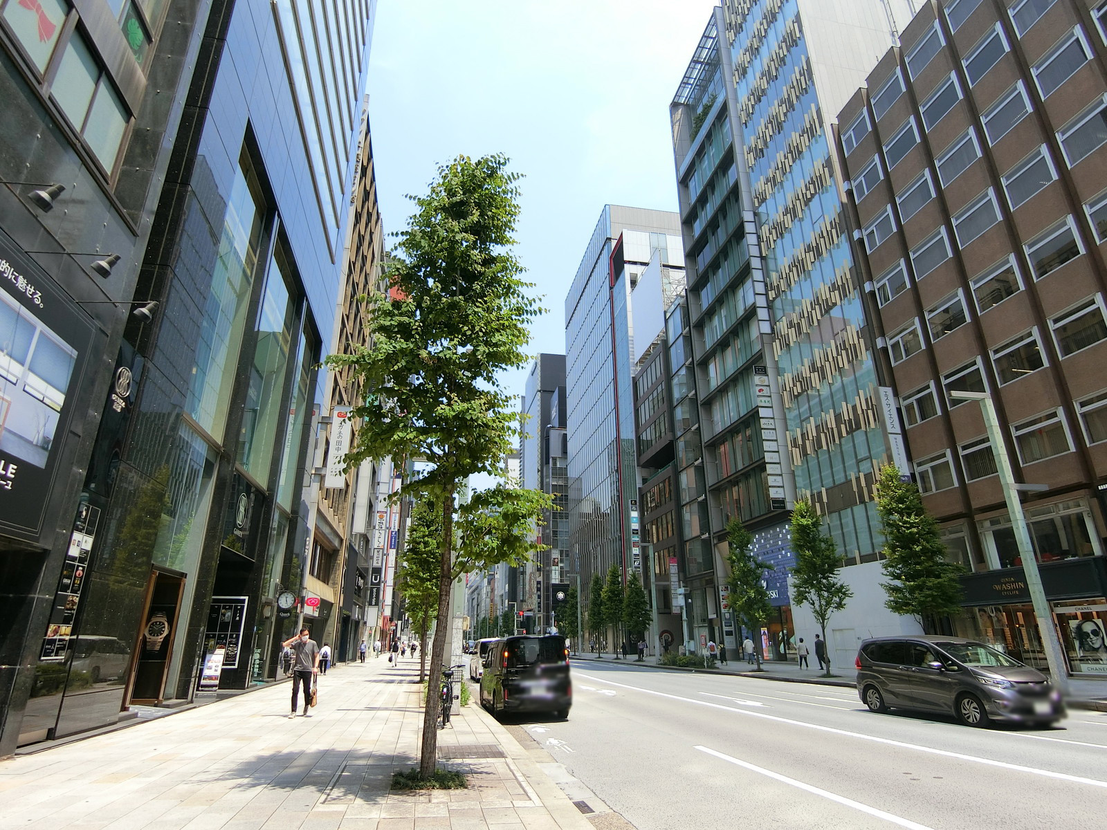 付近の銀座通り
