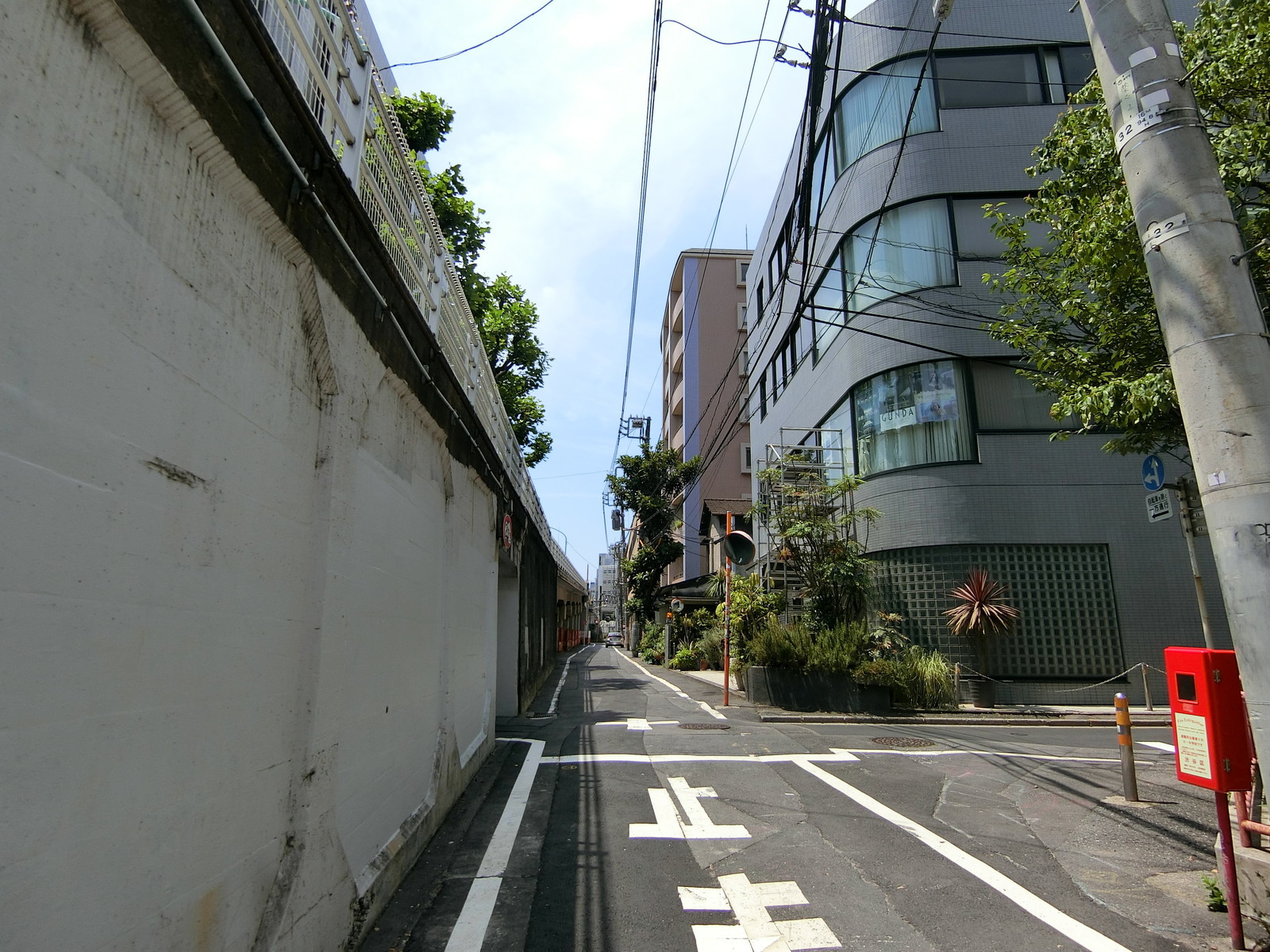 ネクスト渋谷前面の通り