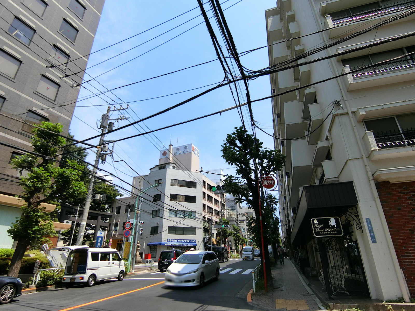 付近の八幡通り