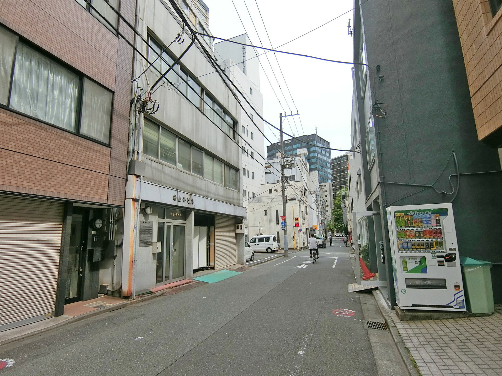 周辺は閑静なエリア