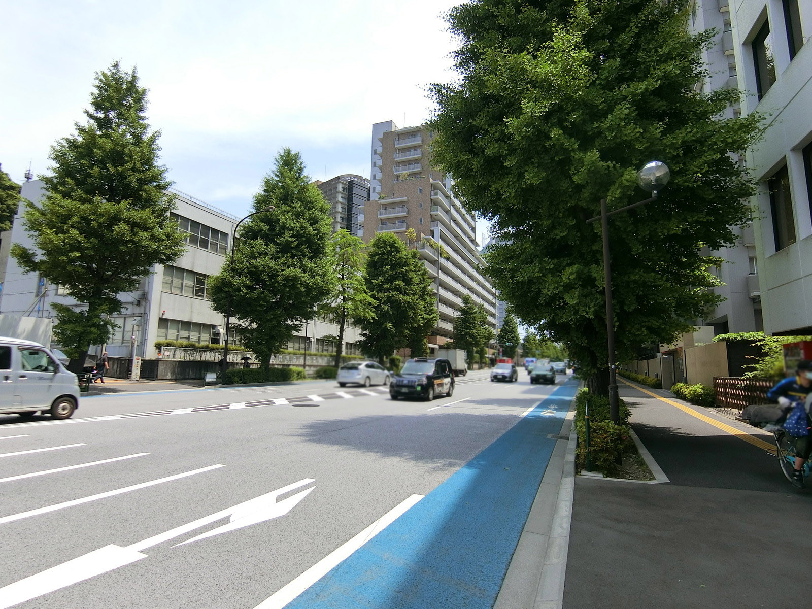 近くの牛込小石川線