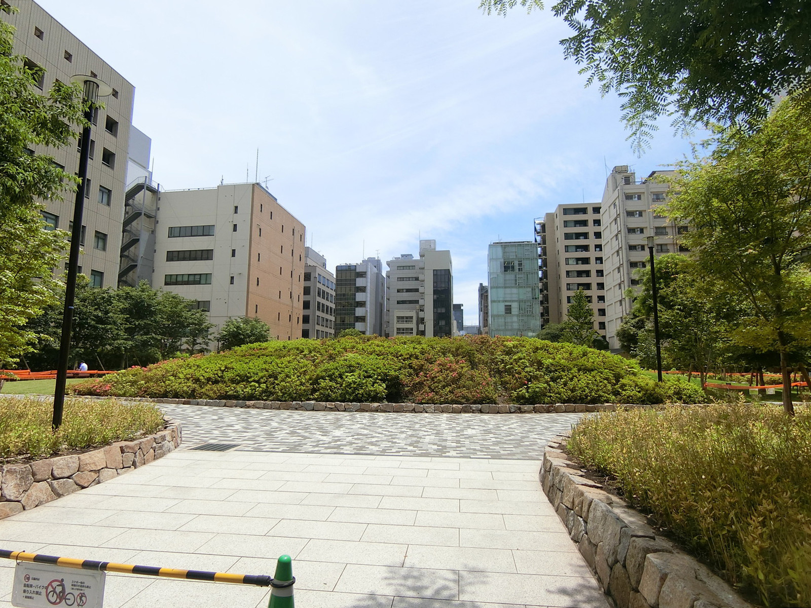 付近の坂本町公園