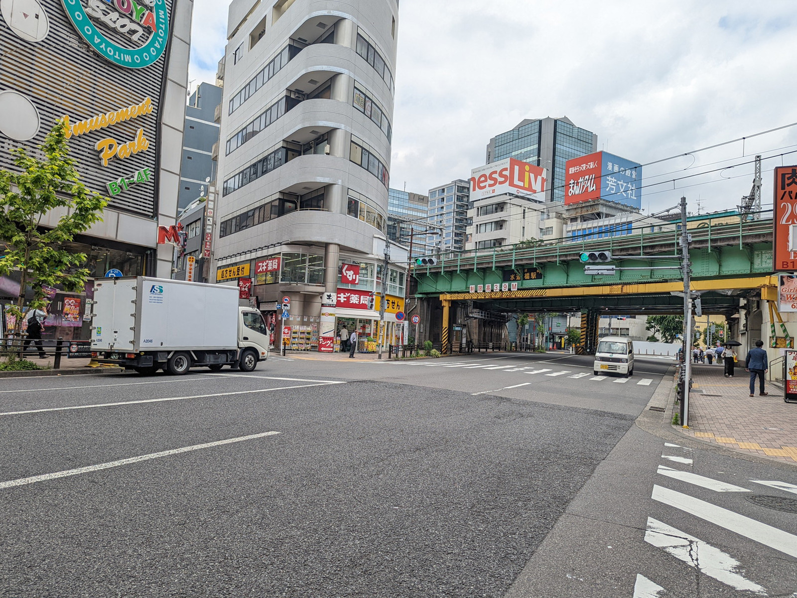 付近の水道橋西通り