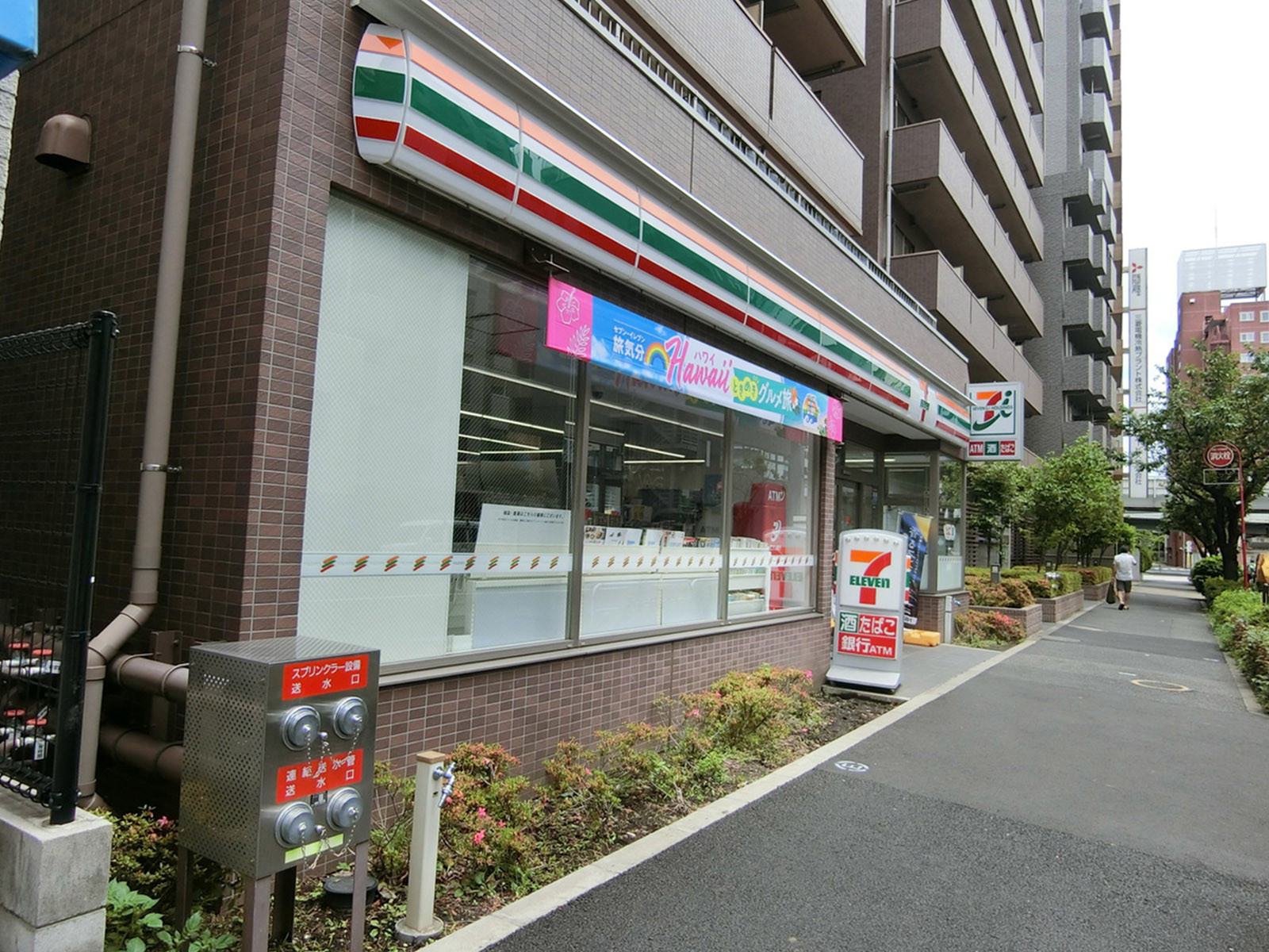 徒歩1分のセブンイレブン