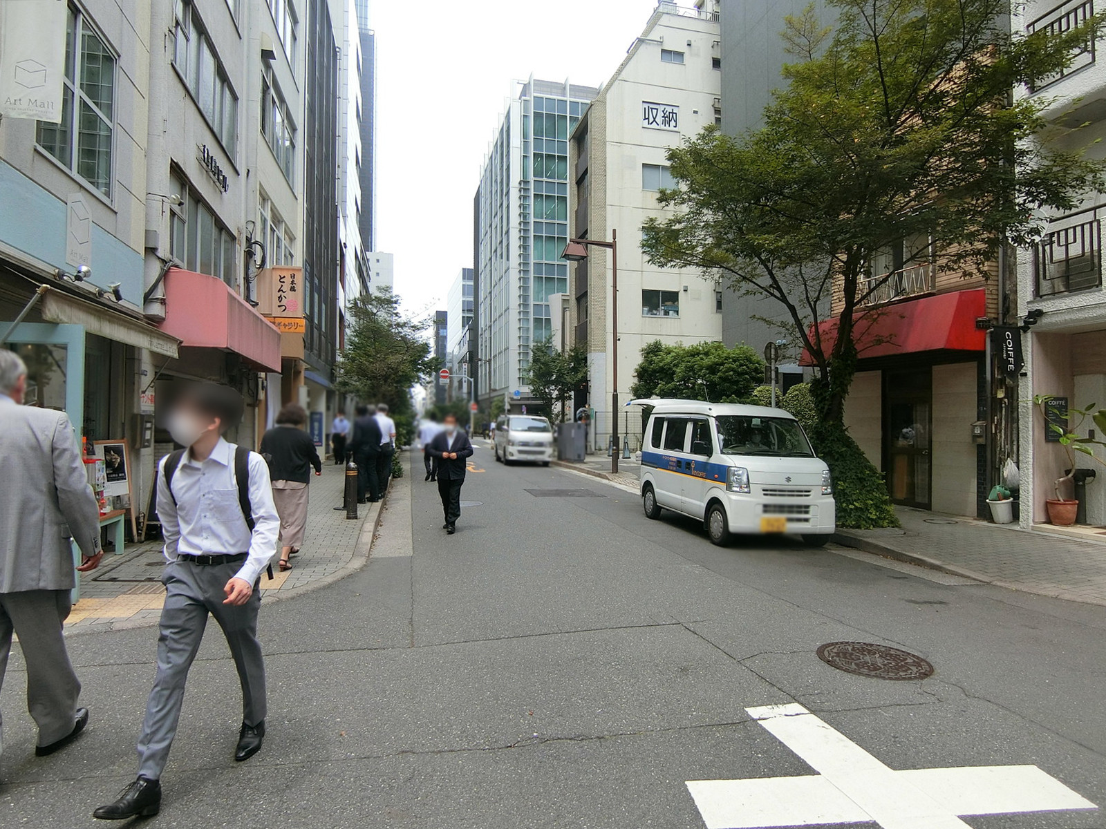 町田ビル前面の通り