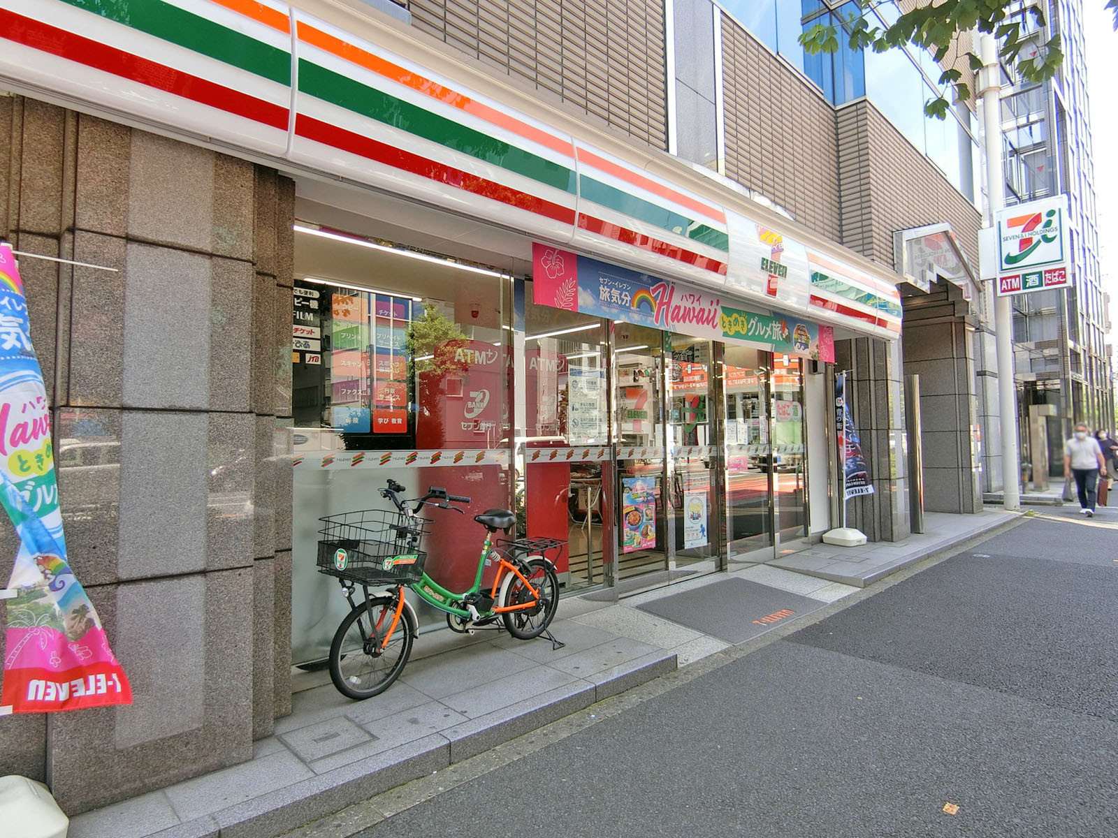 徒歩1分のセブンイレブン 外神田4丁目店