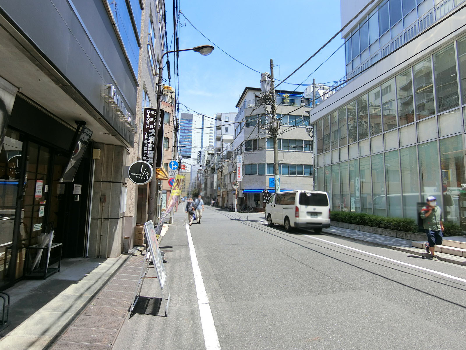 千住ビル前面の通り