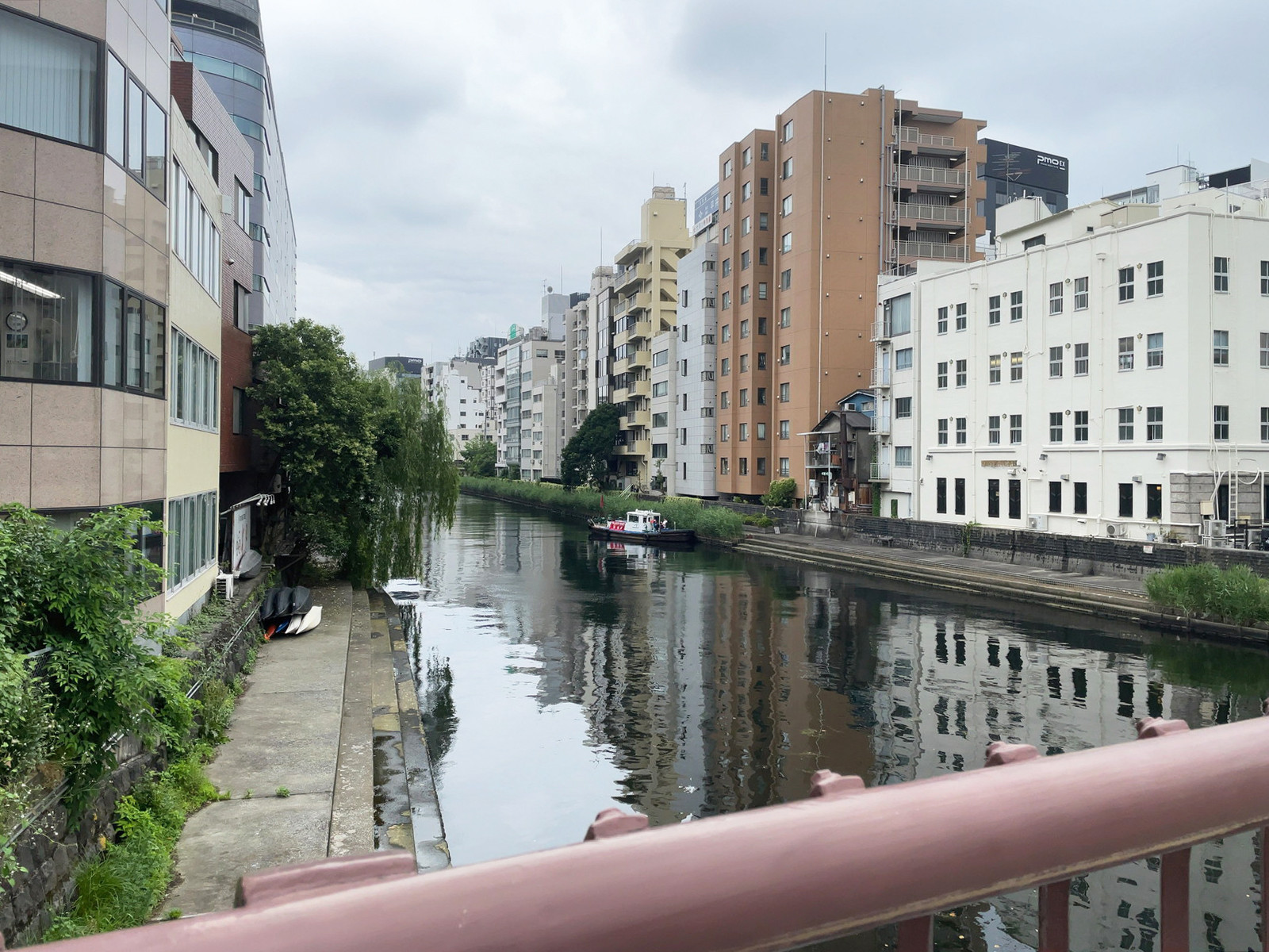 近くの亀島川