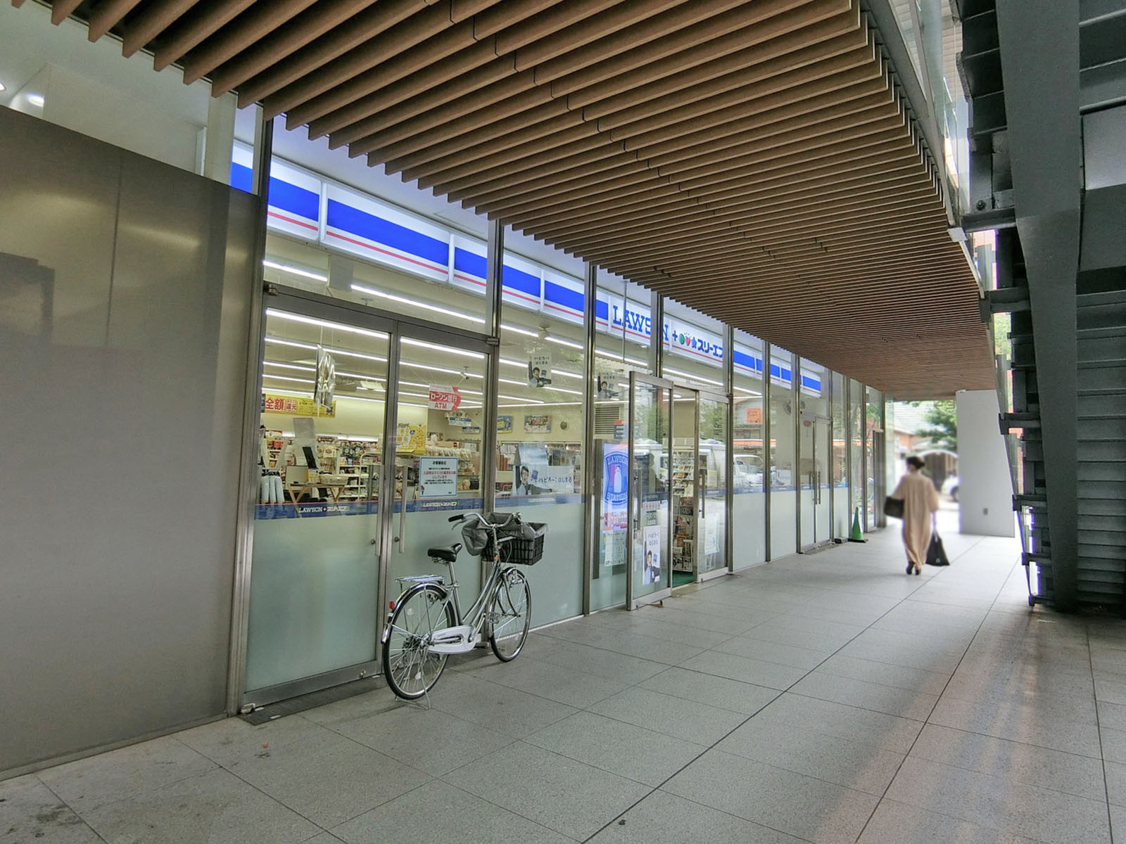 徒歩3分のローソン・スリーエフ 浅草橋店