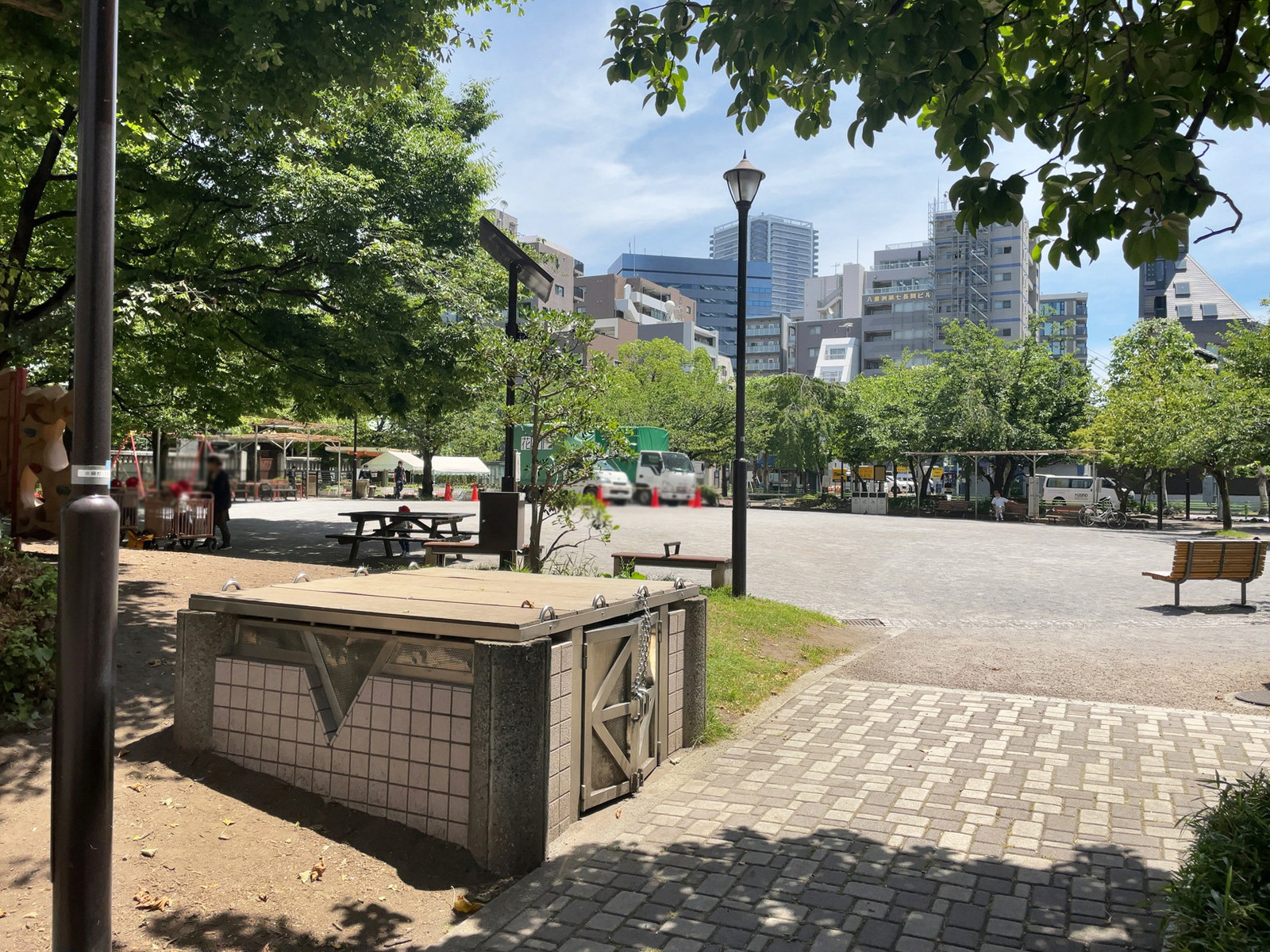 近くの中央区立鉄砲洲児童公園