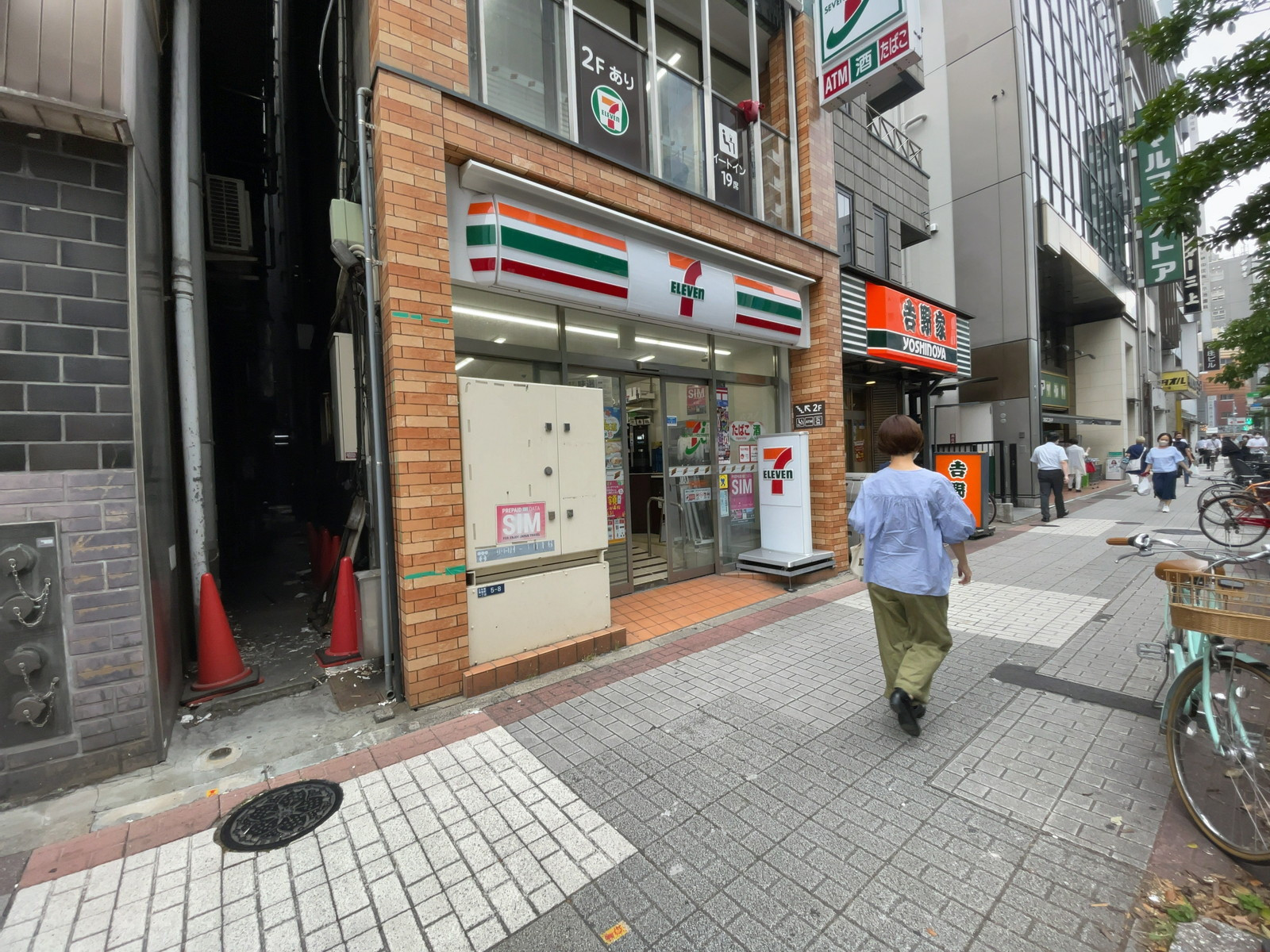 付近のセブンイレブン馬喰町駅前店