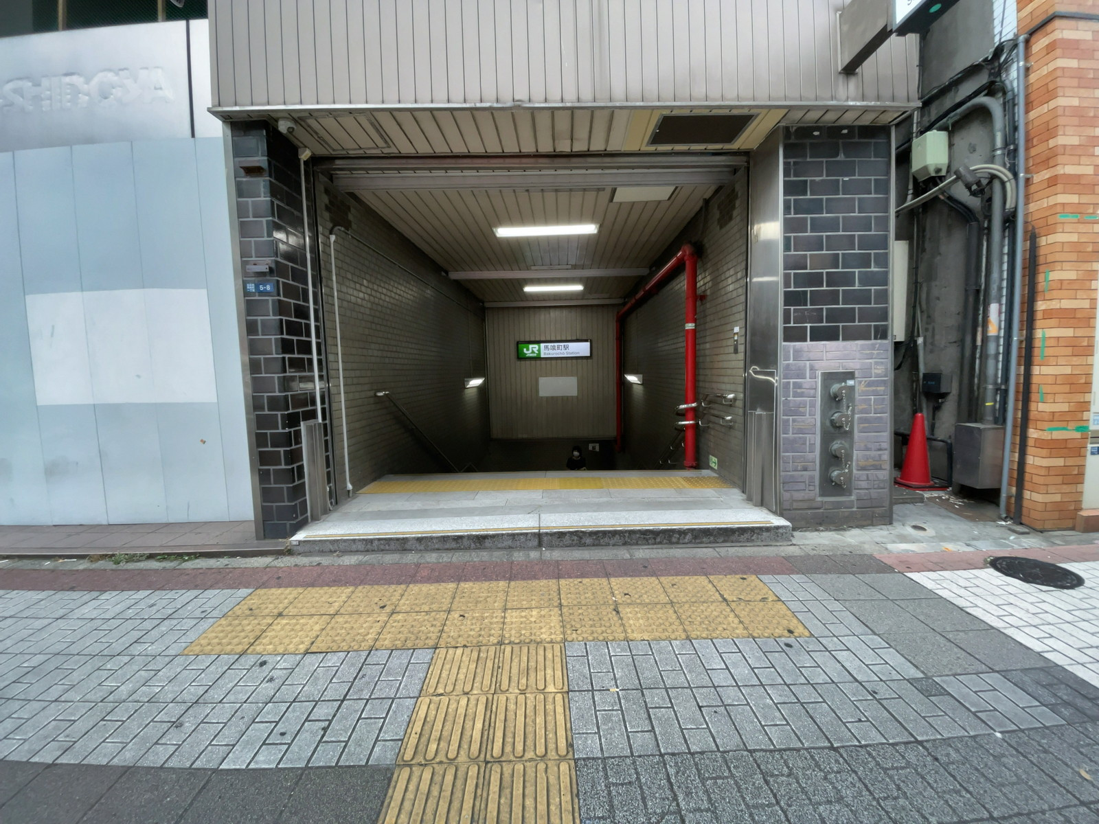 最寄りの「馬喰町駅」