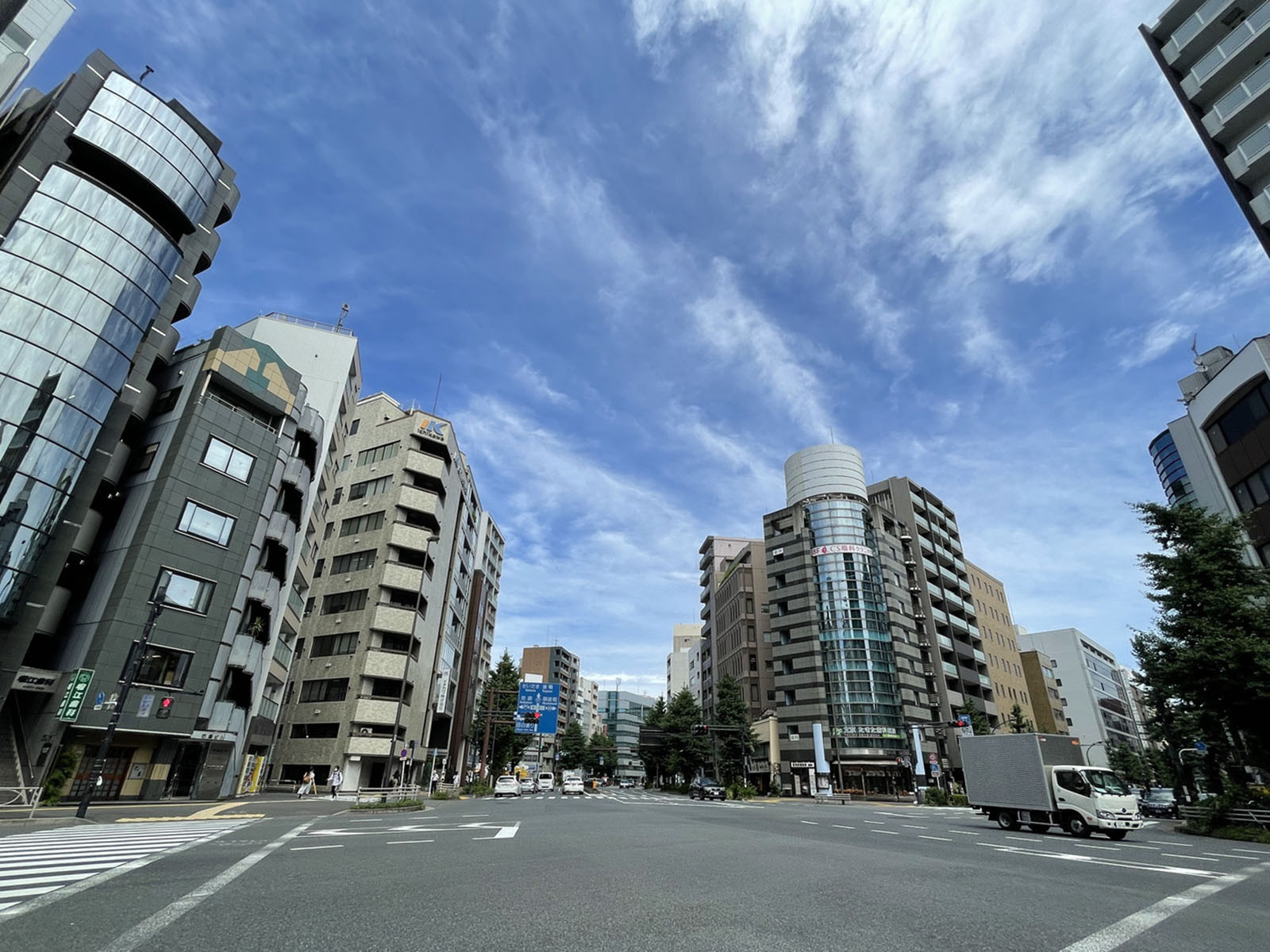 付近の本郷通り