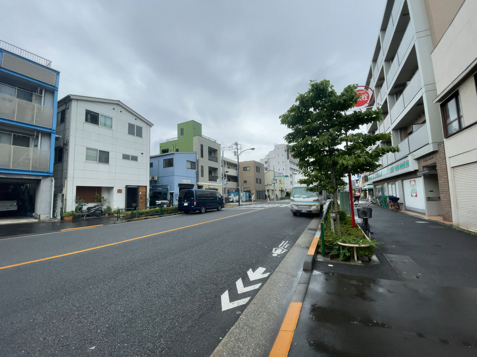 桜プレイス蒲田前面の通り