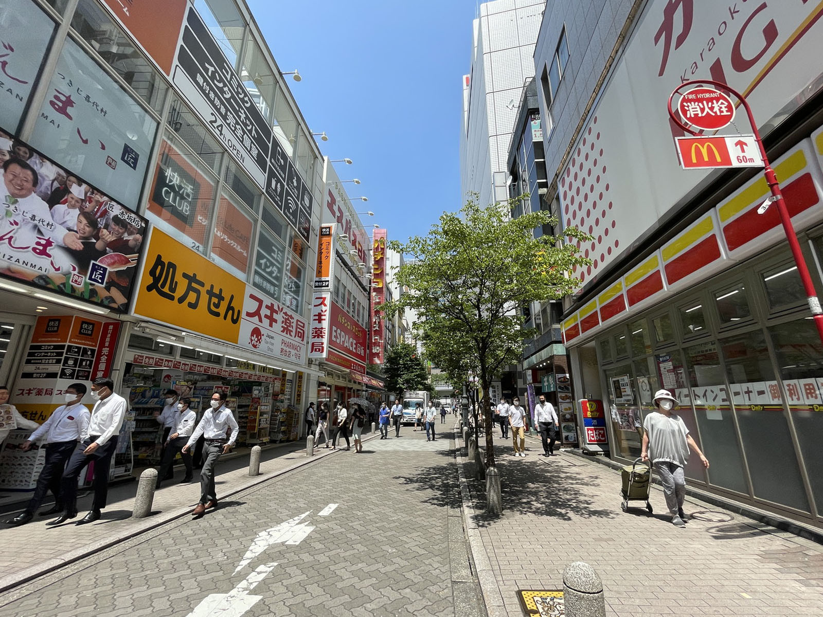 No.R赤坂見附前面の通り