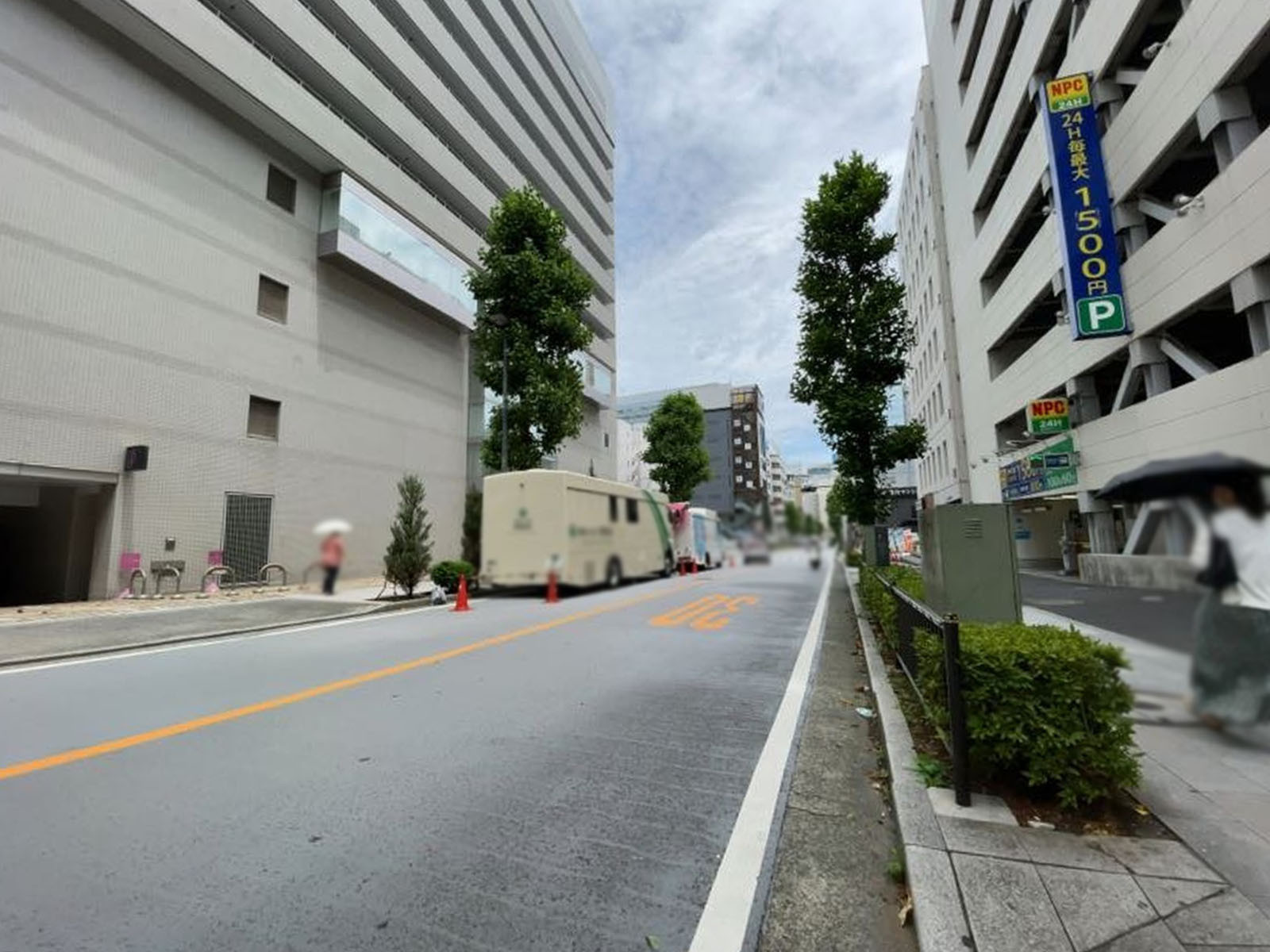 栄広横浜北幸ビル前面の道路