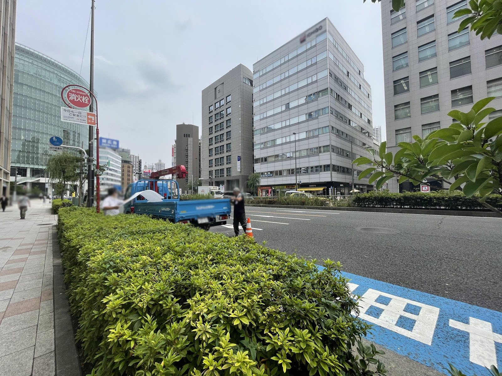 明治安田生命五反田ビル前面の通り