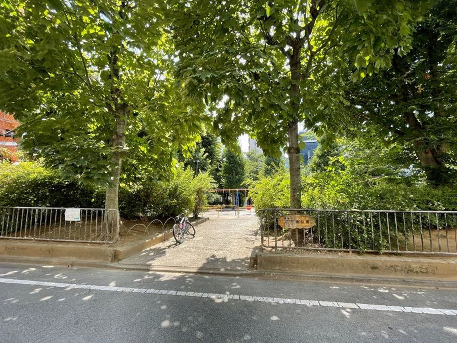 付近の豊嶋区立江戸橋公園