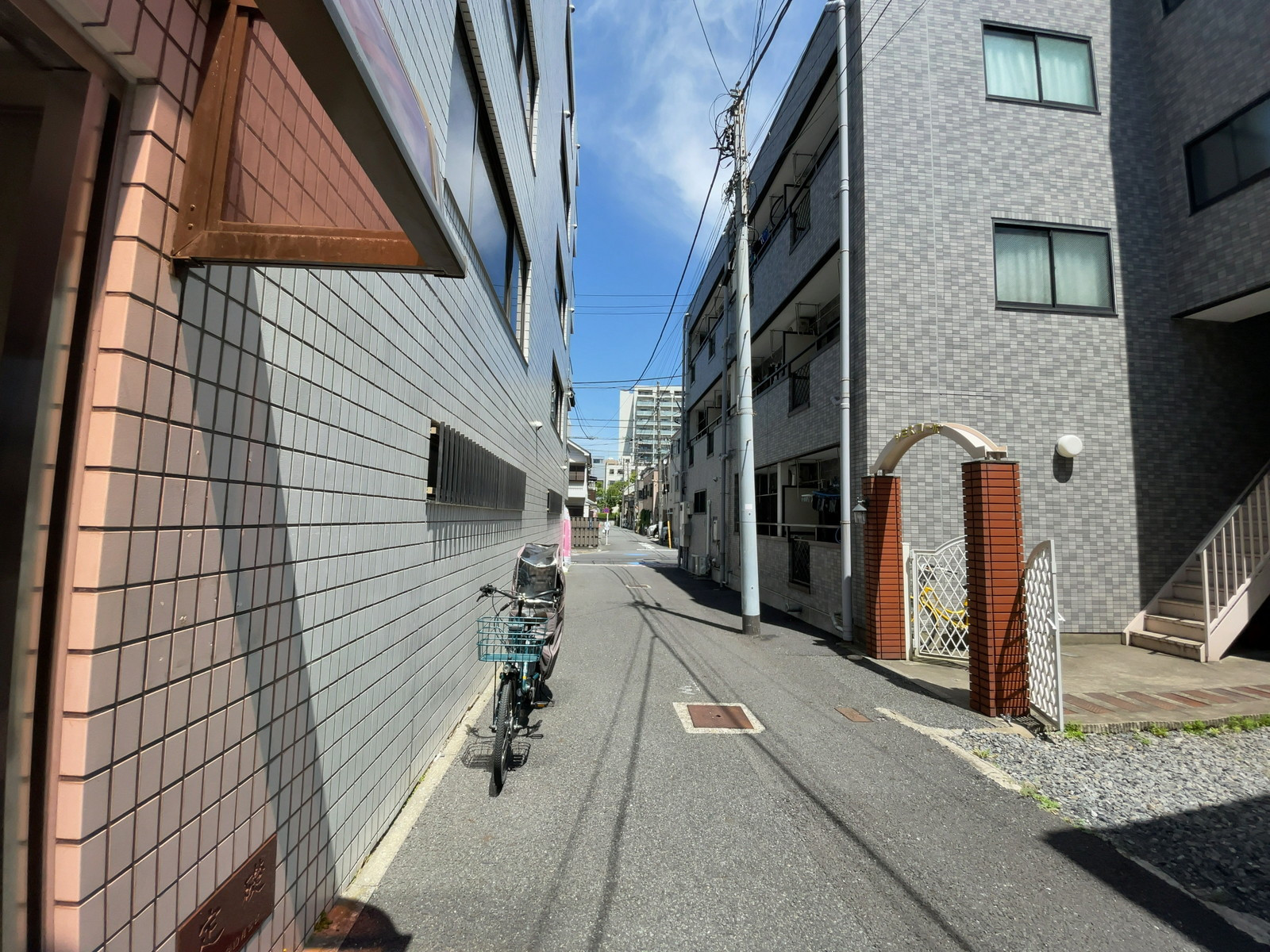 MELDIA東陽町ビル前面の通り