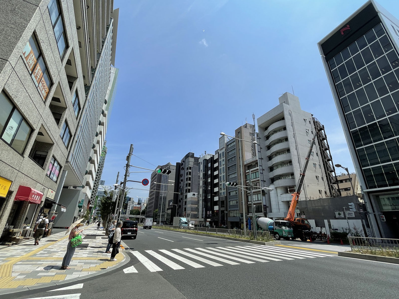 付近の青山通り