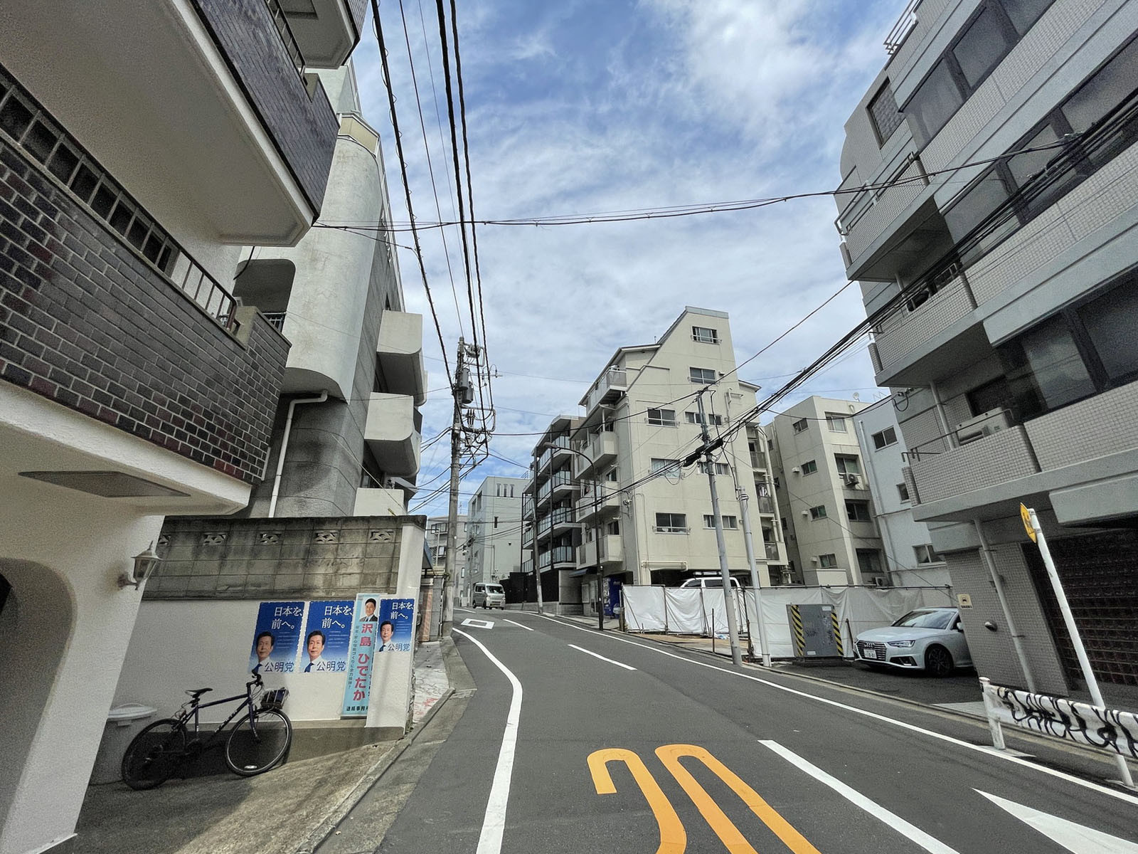 周辺は落ち着いたエリア