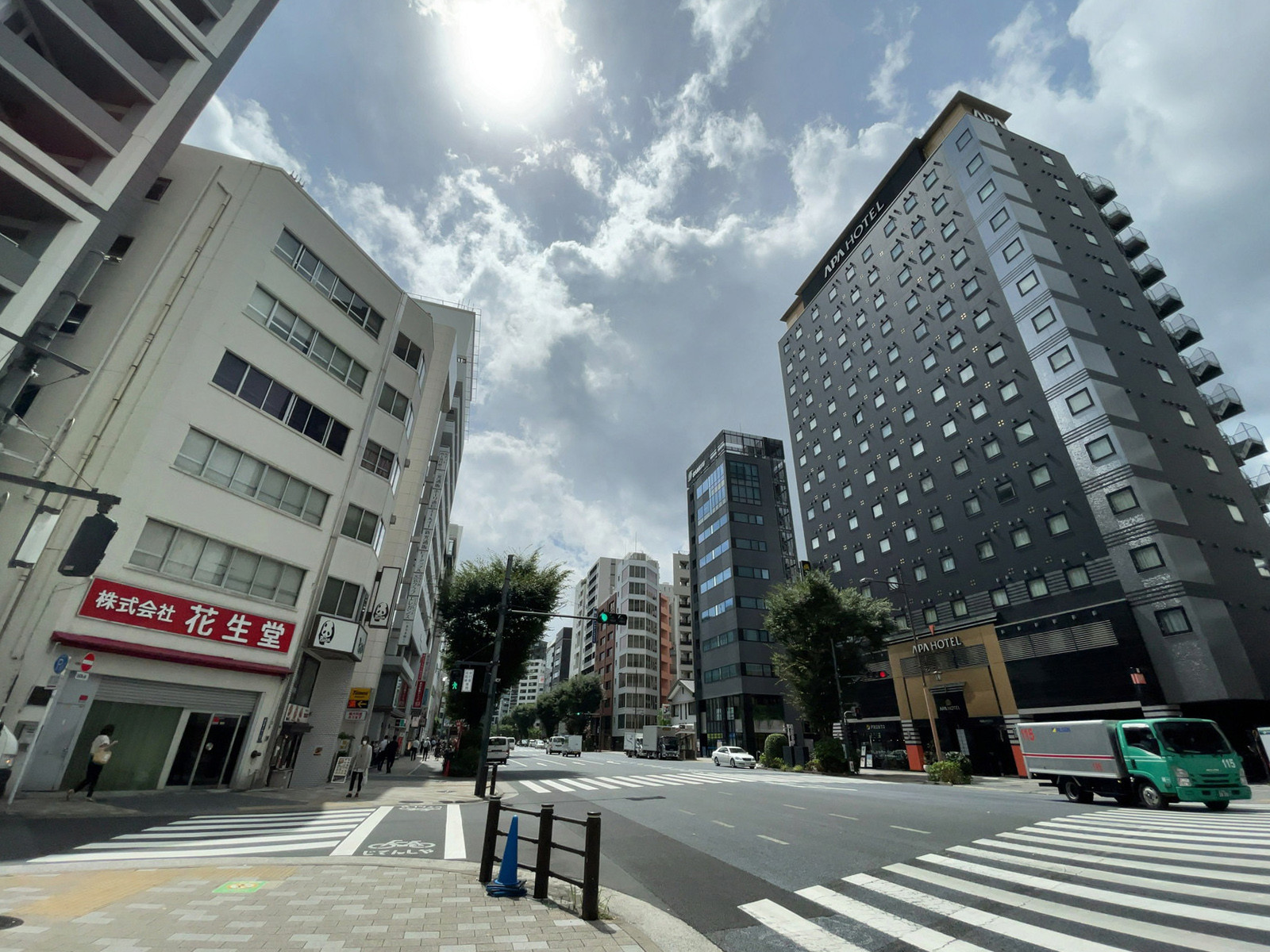 付近の清杉通り
