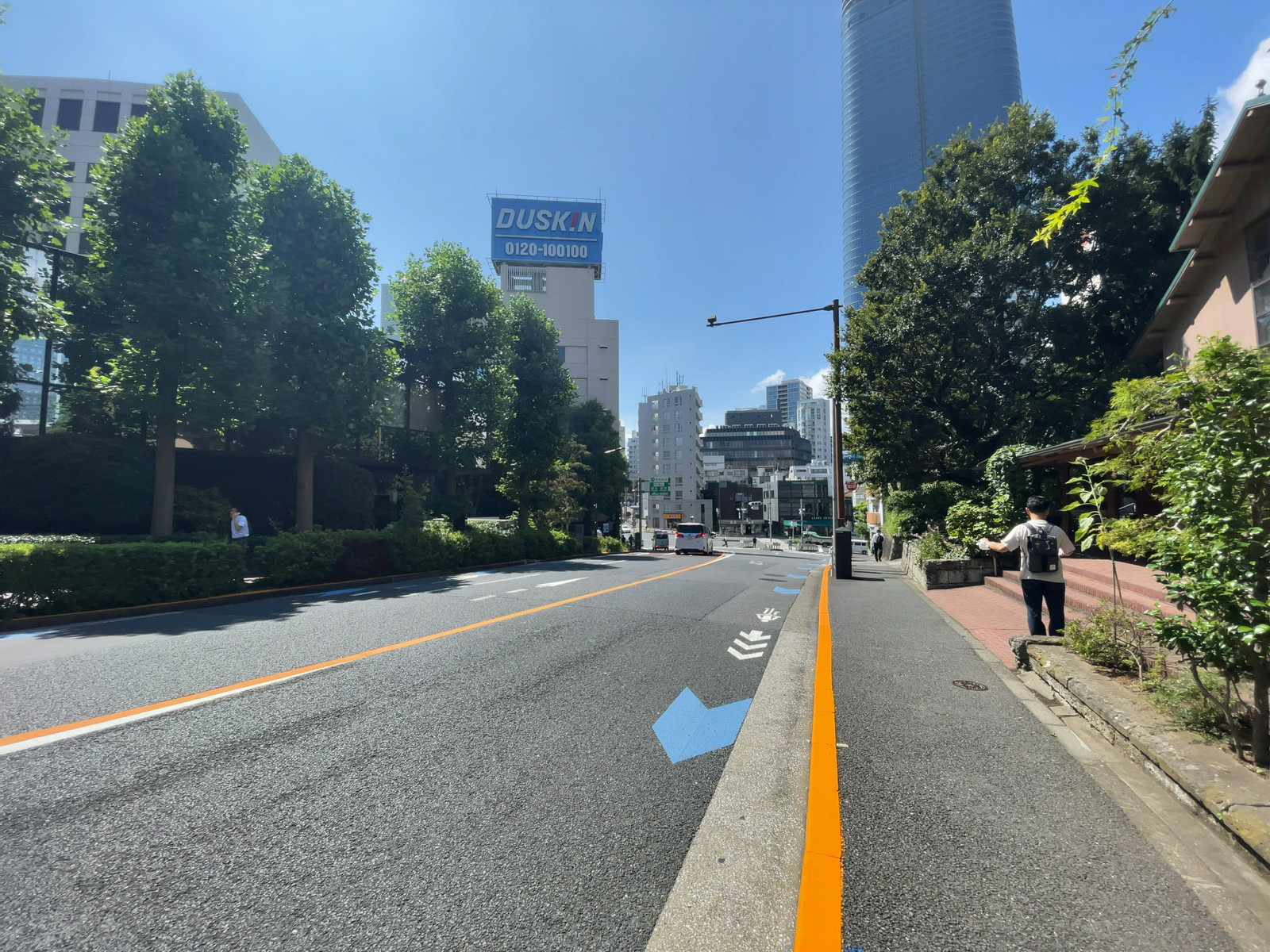 至近の東京タワー通り