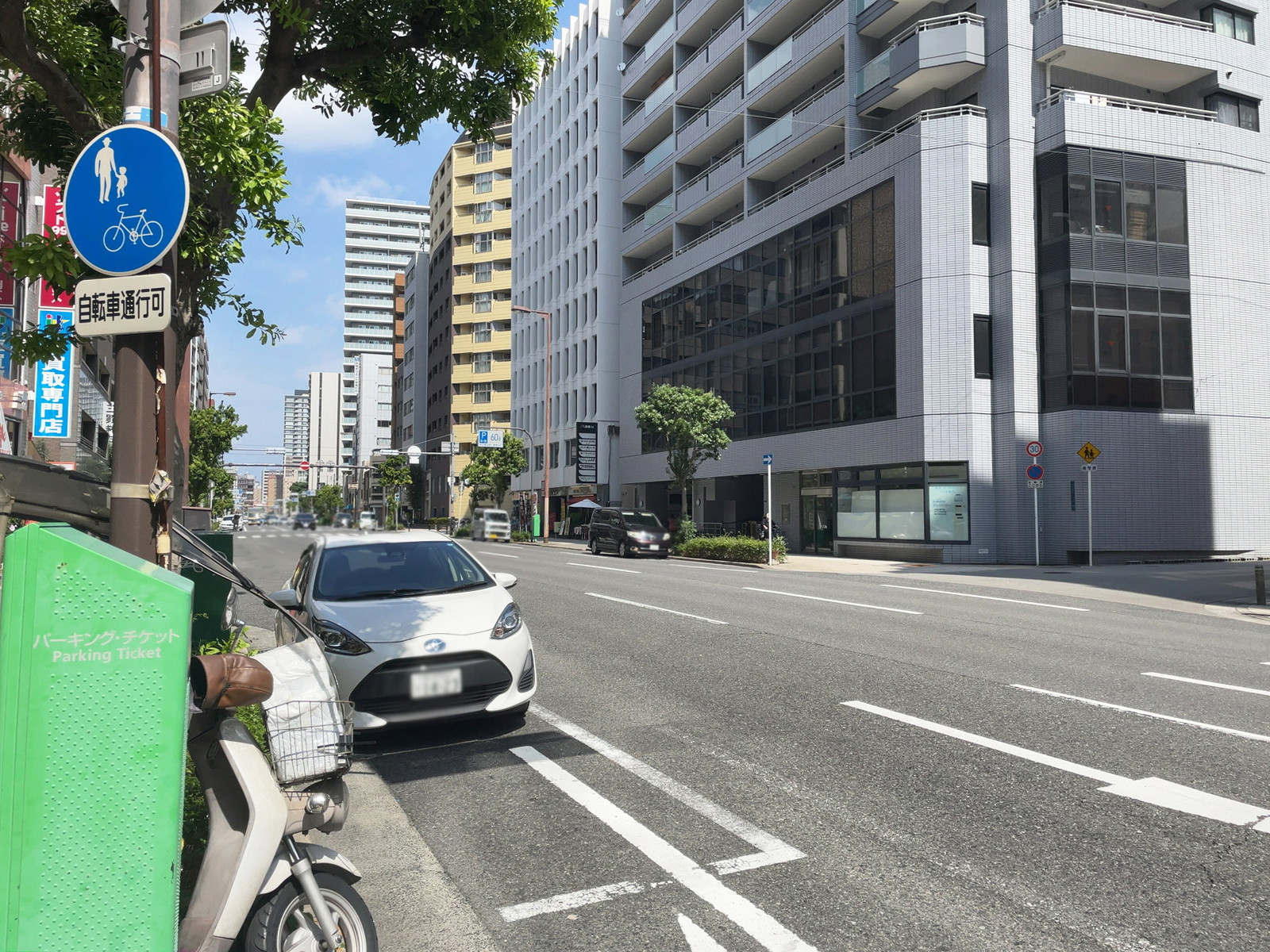 エスリードビル大手通前面の松屋町筋