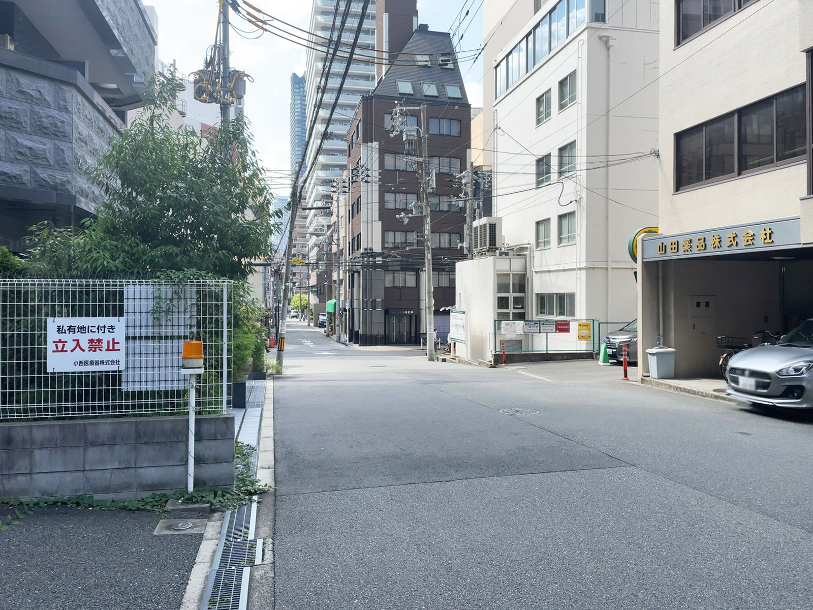 ニューライフ大手前前面の通り