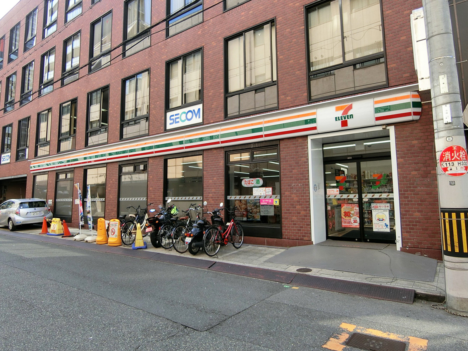 徒歩2分のセブンイレブン大阪淡路町二丁目店