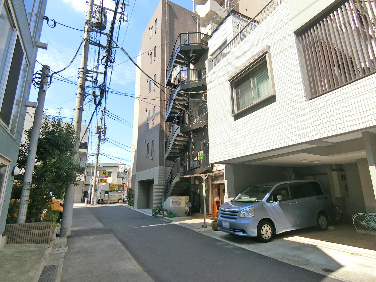 小石川三丁目事務所周辺は住宅街