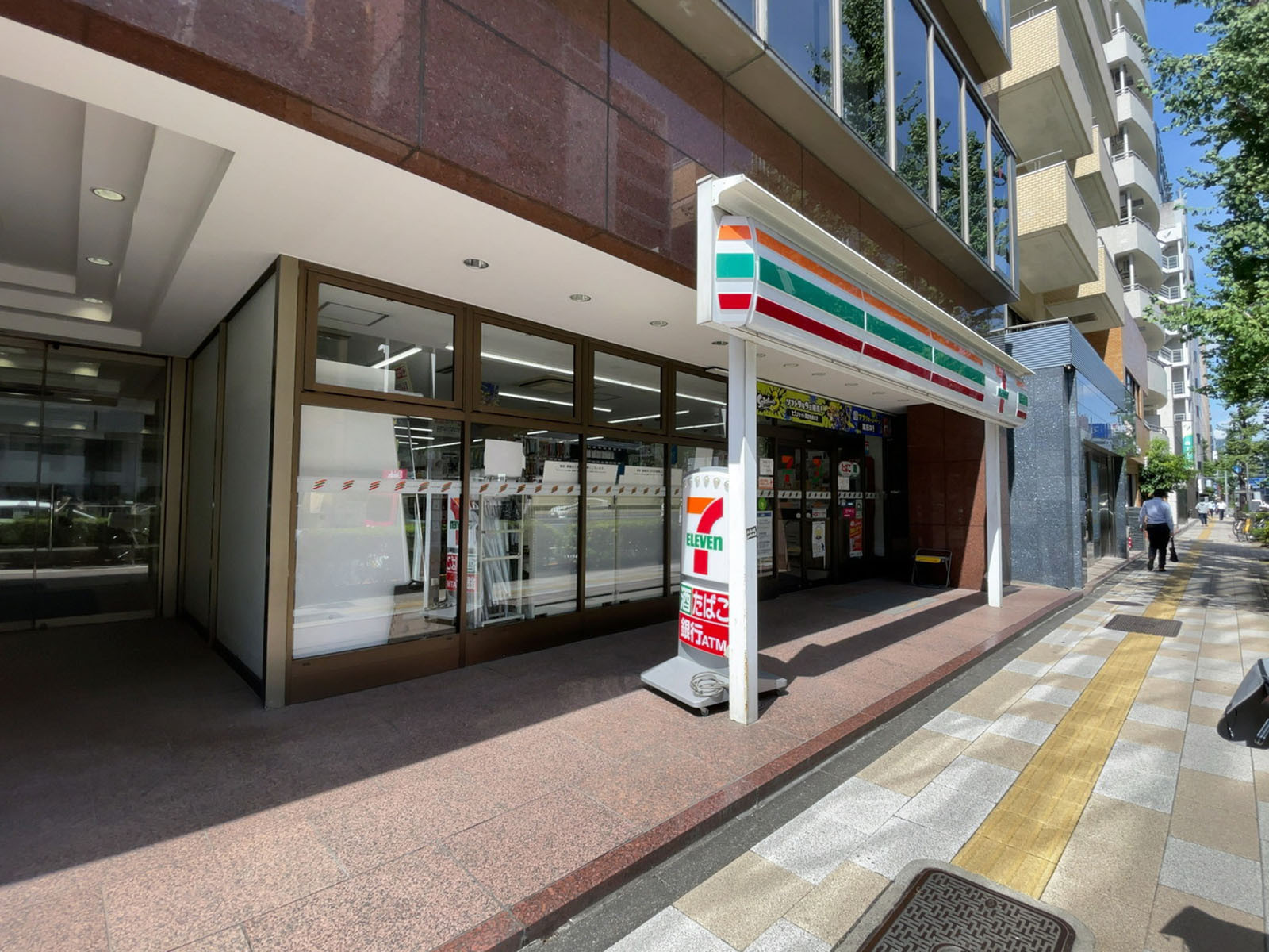 徒歩1分のセブンイレブン 芝大門2丁目店