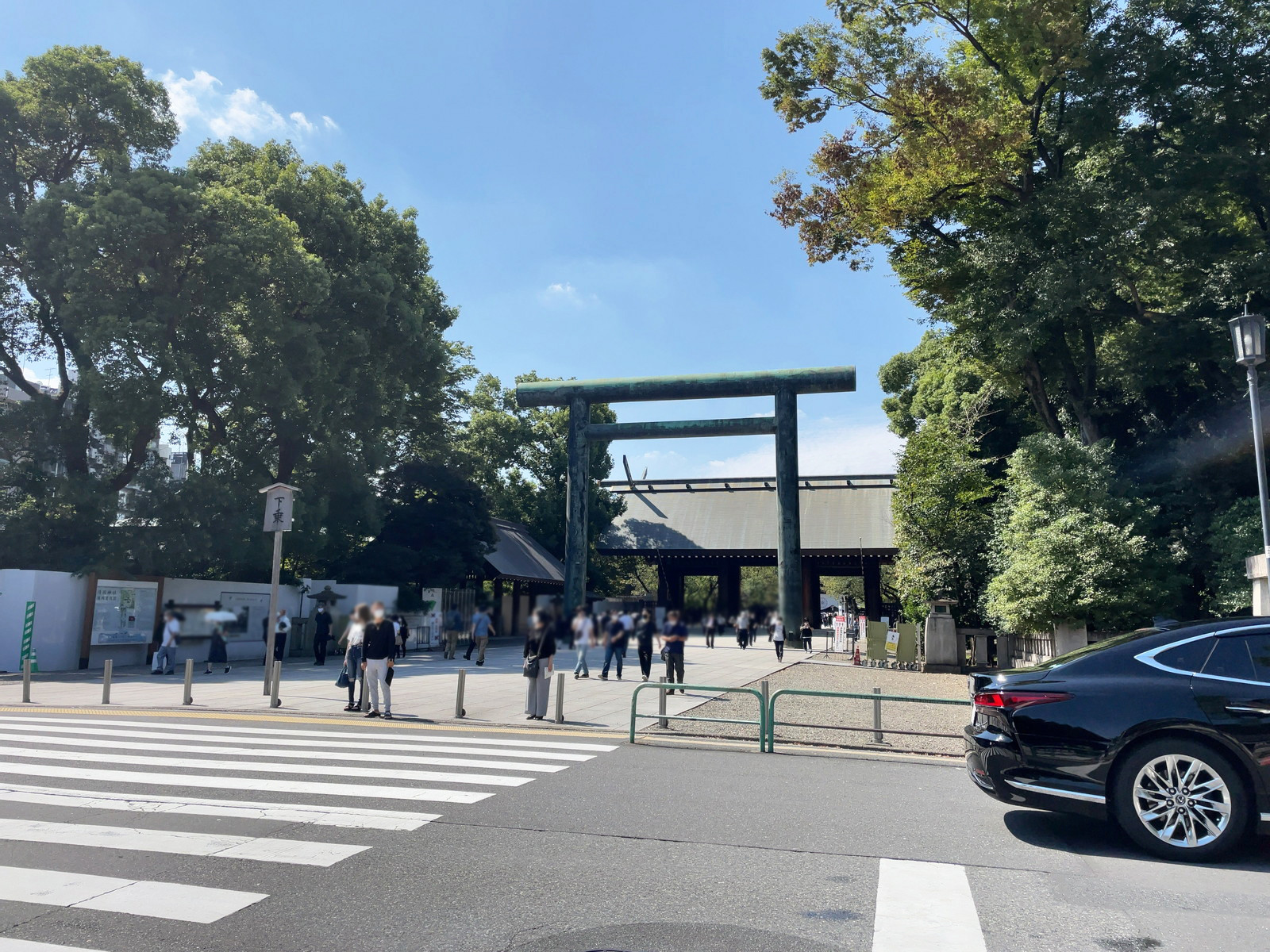 至近の靖国神社
