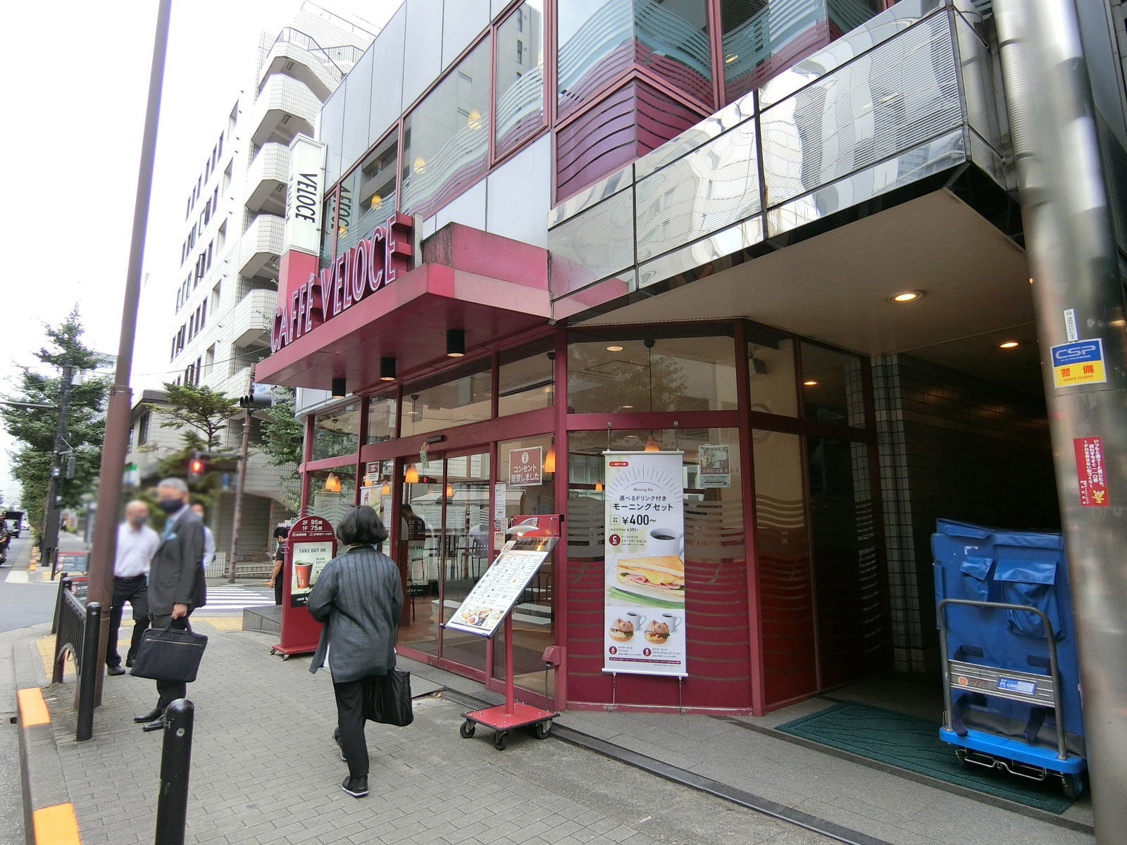 徒歩2分のカフェ・ベローチェ麹町店
