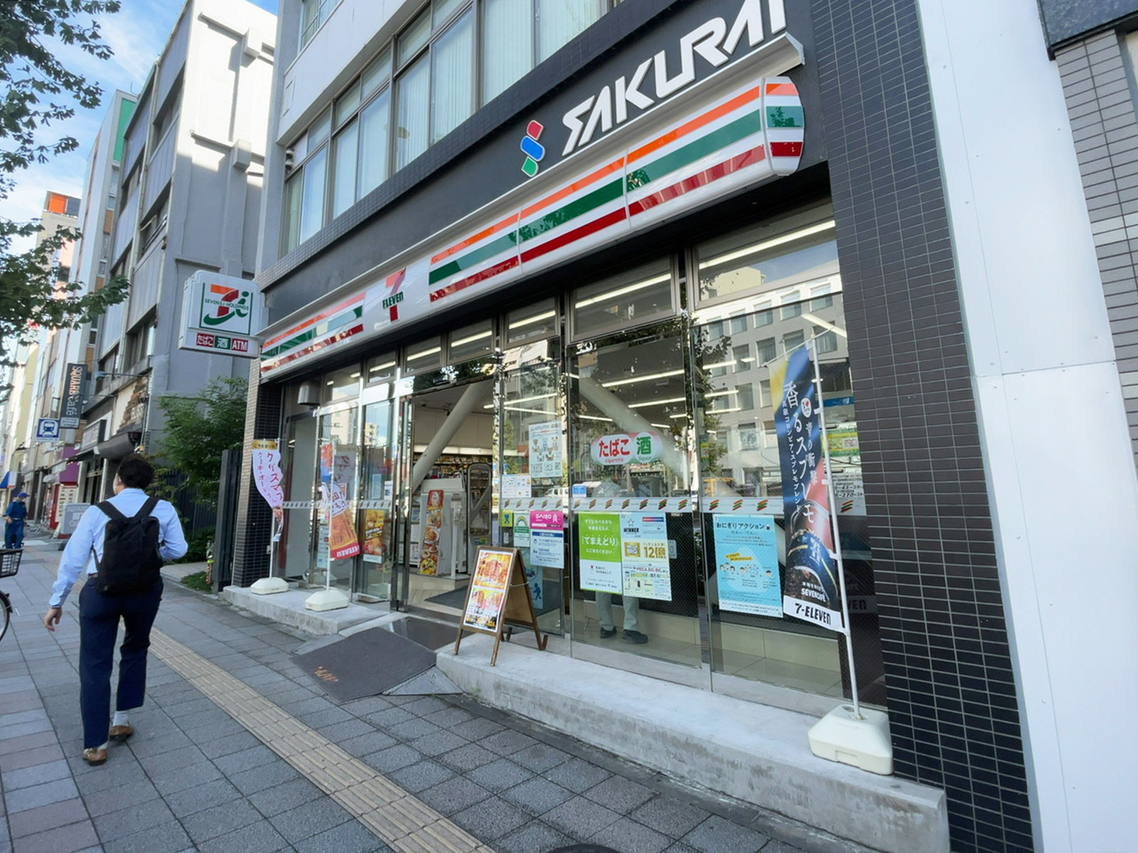 徒歩1分のセブン-イレブン 台東蔵前2丁目店
