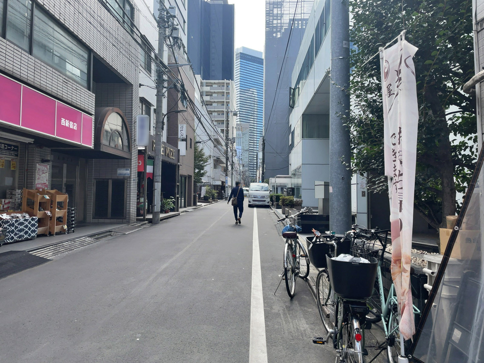 島田ビル前面の通り