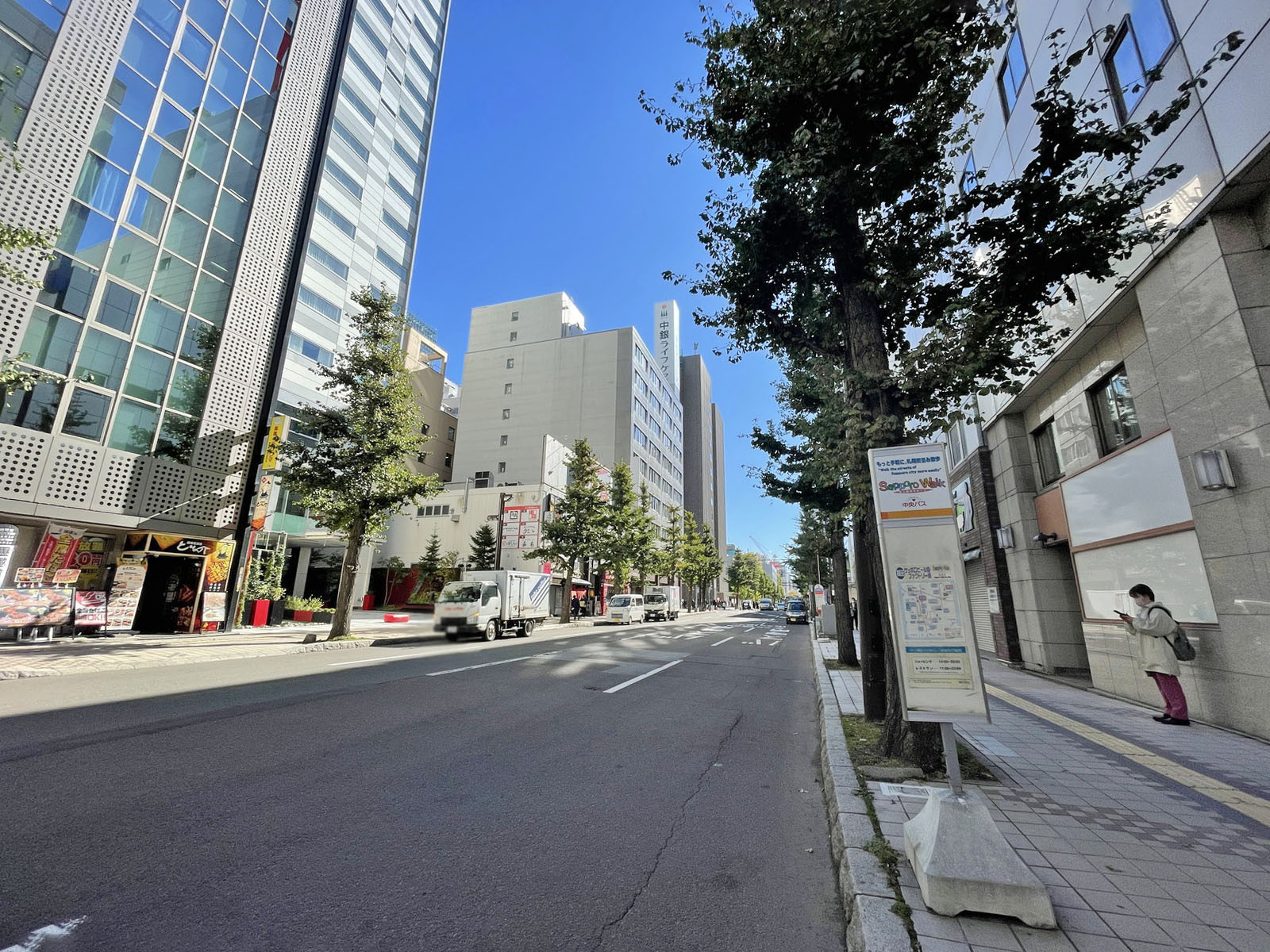 太陽生命札幌ビル前面の通り