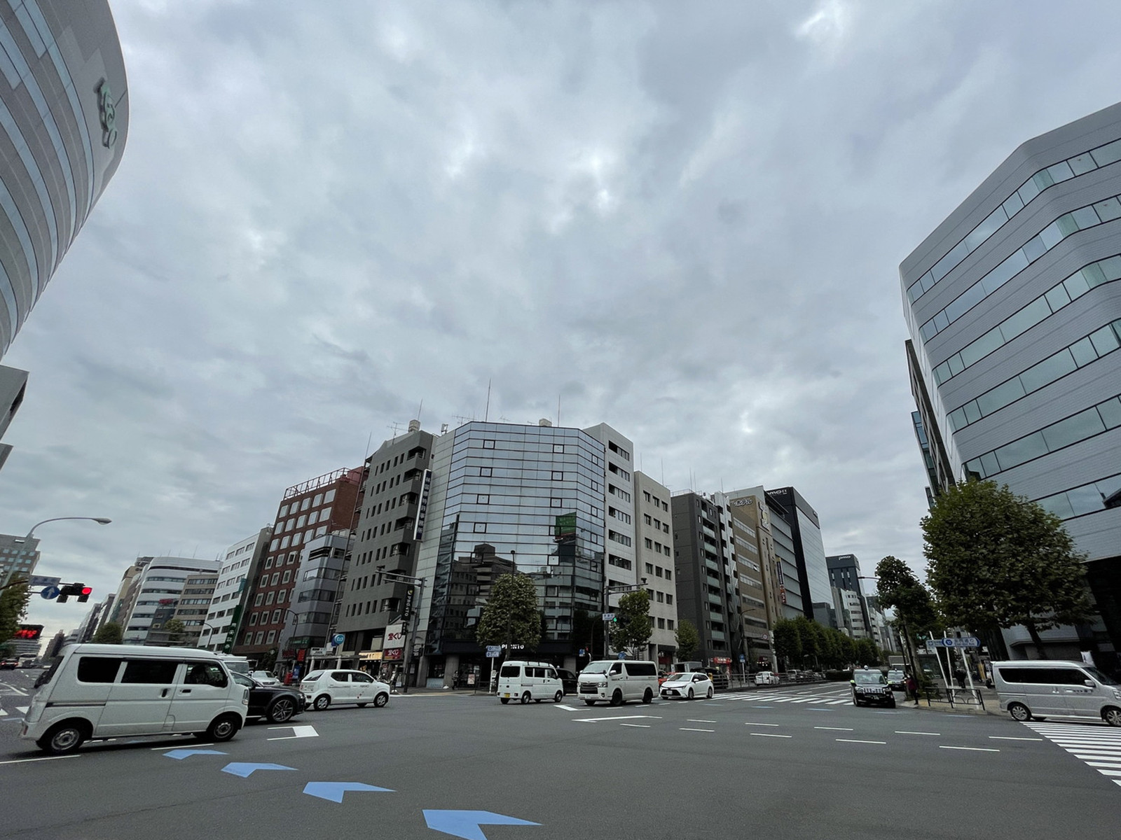 付近の永代通り