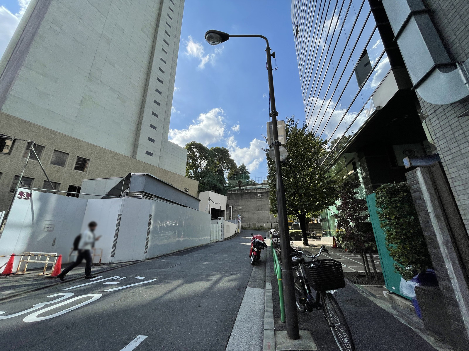 曙杉館前面の通り